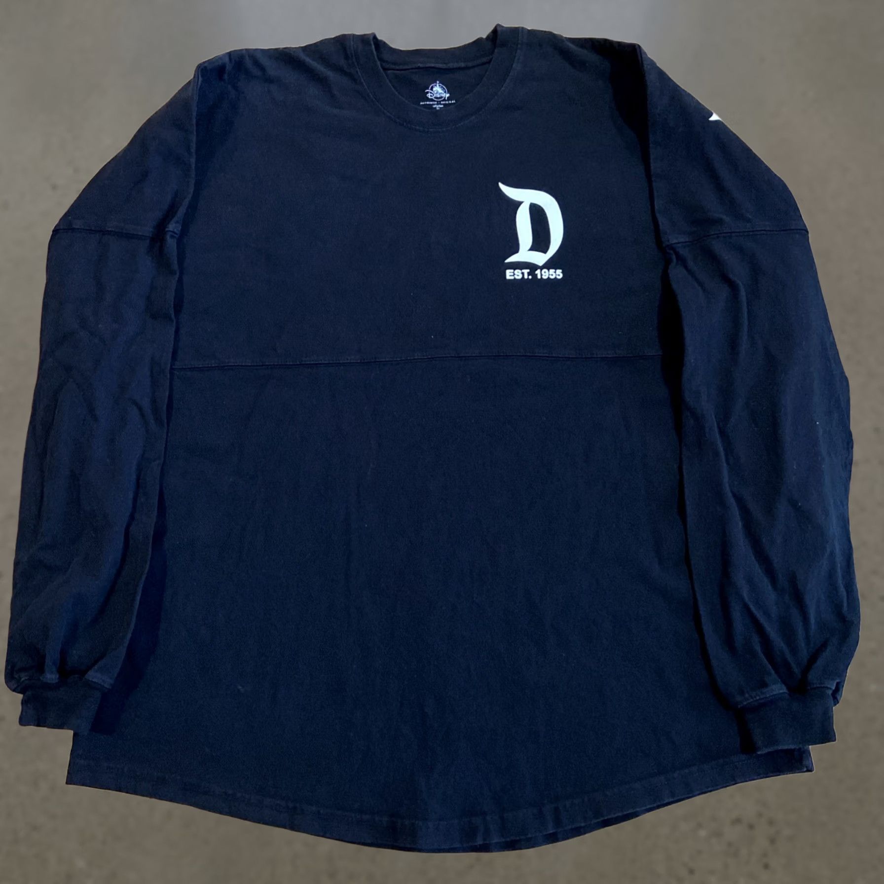 Disney VINTAGE Disney Parks Spirit Jersey Disneyland Resort Black Long Sleeve Shirt Mens Large Size US L / EU 52-54 / 3 - 1 Thumbnail