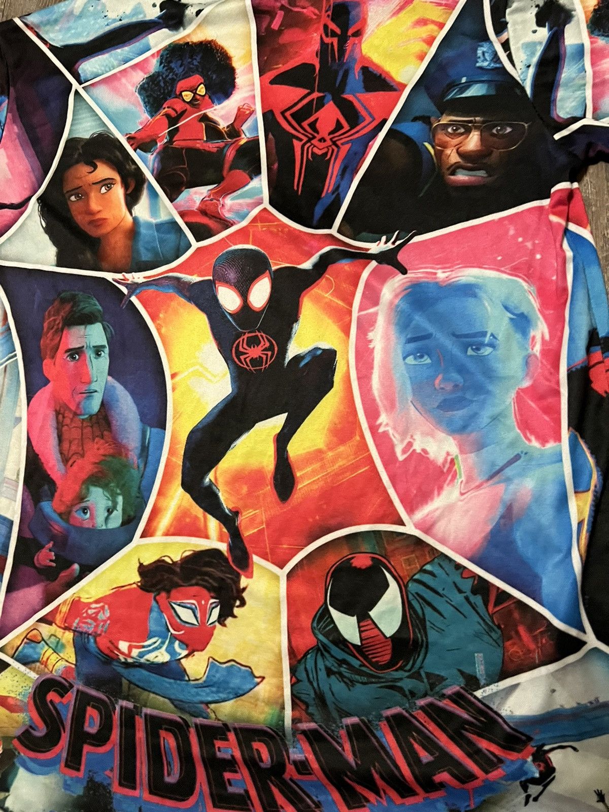 Marvel Comics Marvel Comics Spiderman Across the Spider-Verse AOP Shirt Size US M / EU 48-50 / 2 - 5 Thumbnail