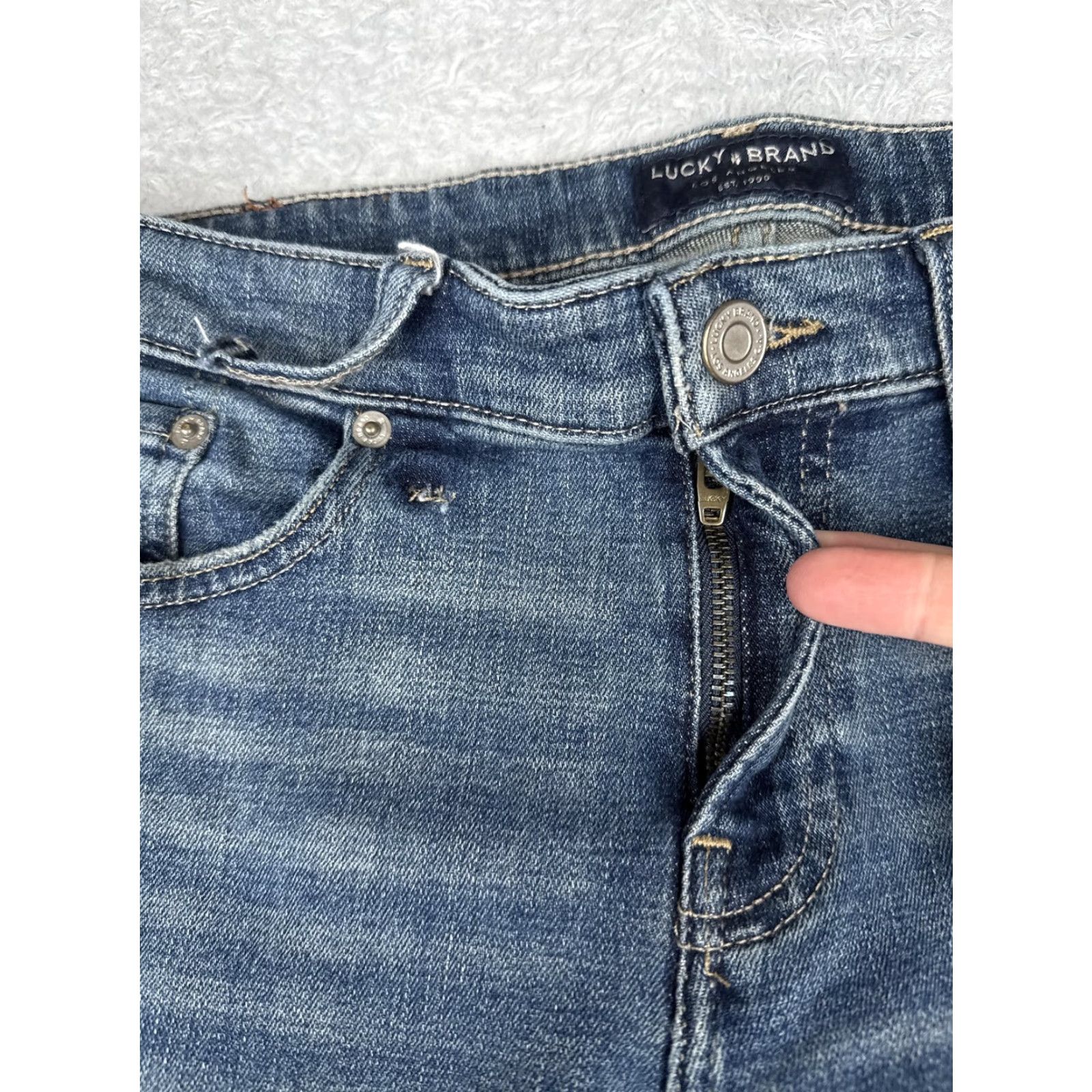 Lucky Brand Lucky Brand Jeans Womens 8 Blue Midrise Straight Medium Wash Denim Casual 29x31 Size 30" / US 8 / IT 44 - 5 Thumbnail
