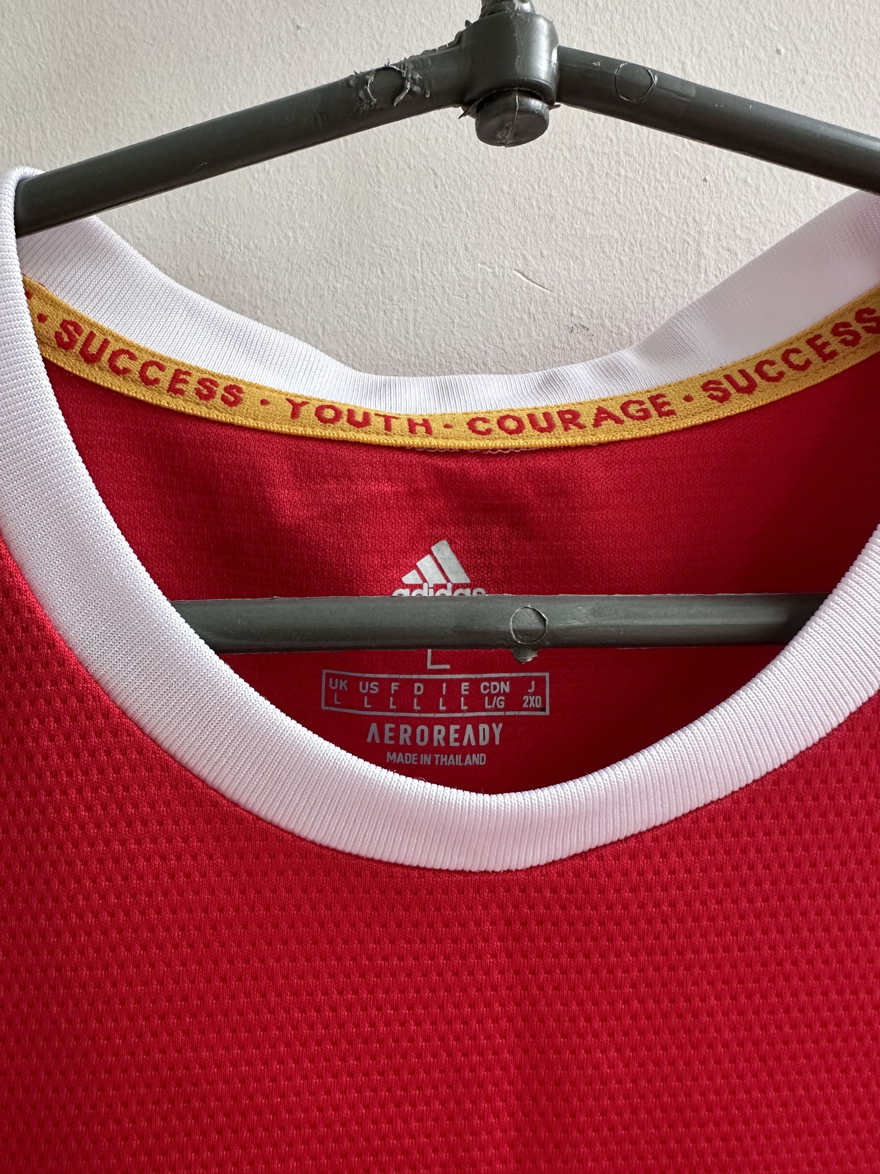 Adidas Adidas Manchester United Ronaldo jersey Size US L / EU 52-54 / 3 - 4 Thumbnail