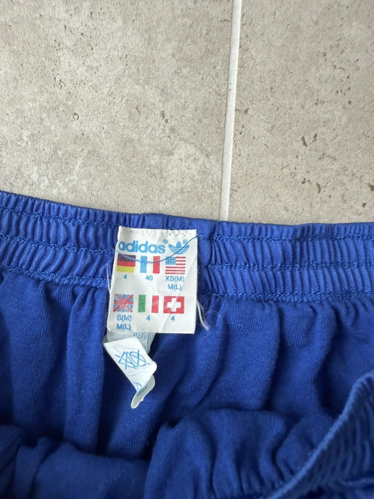 Adidas Adidas 70s Vintage Women's Athletic Shorts Size 27" / US 4 / IT 40 - 4 Thumbnail