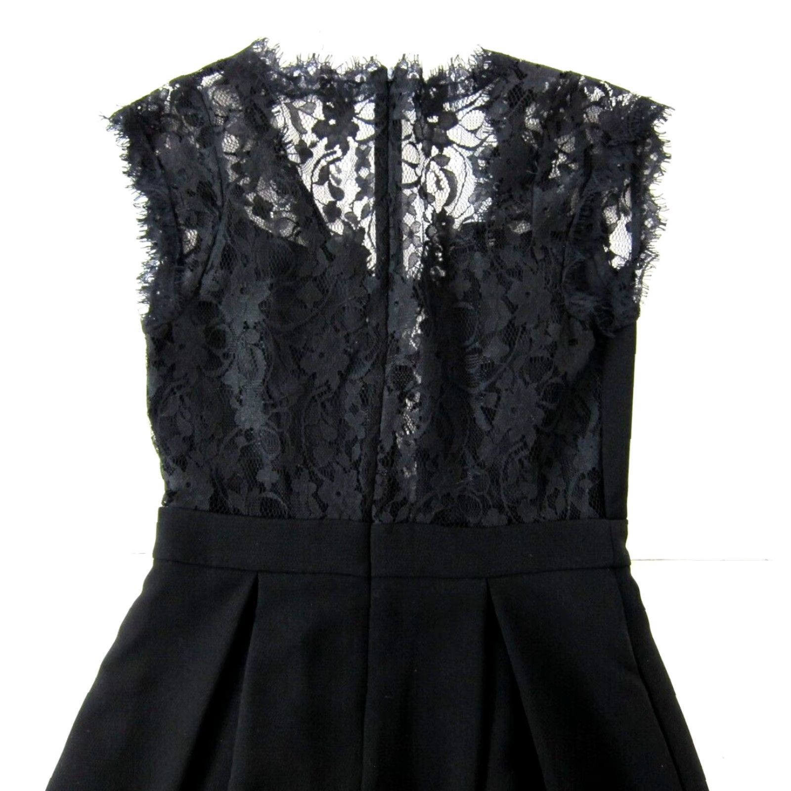 BCBGeneration BCBGeneration Black Lace Cap Sleeve V-Neck Sheath Dress Size 6 with Pockets Size M / US 6-8 / IT 42-44 - 3 Thumbnail