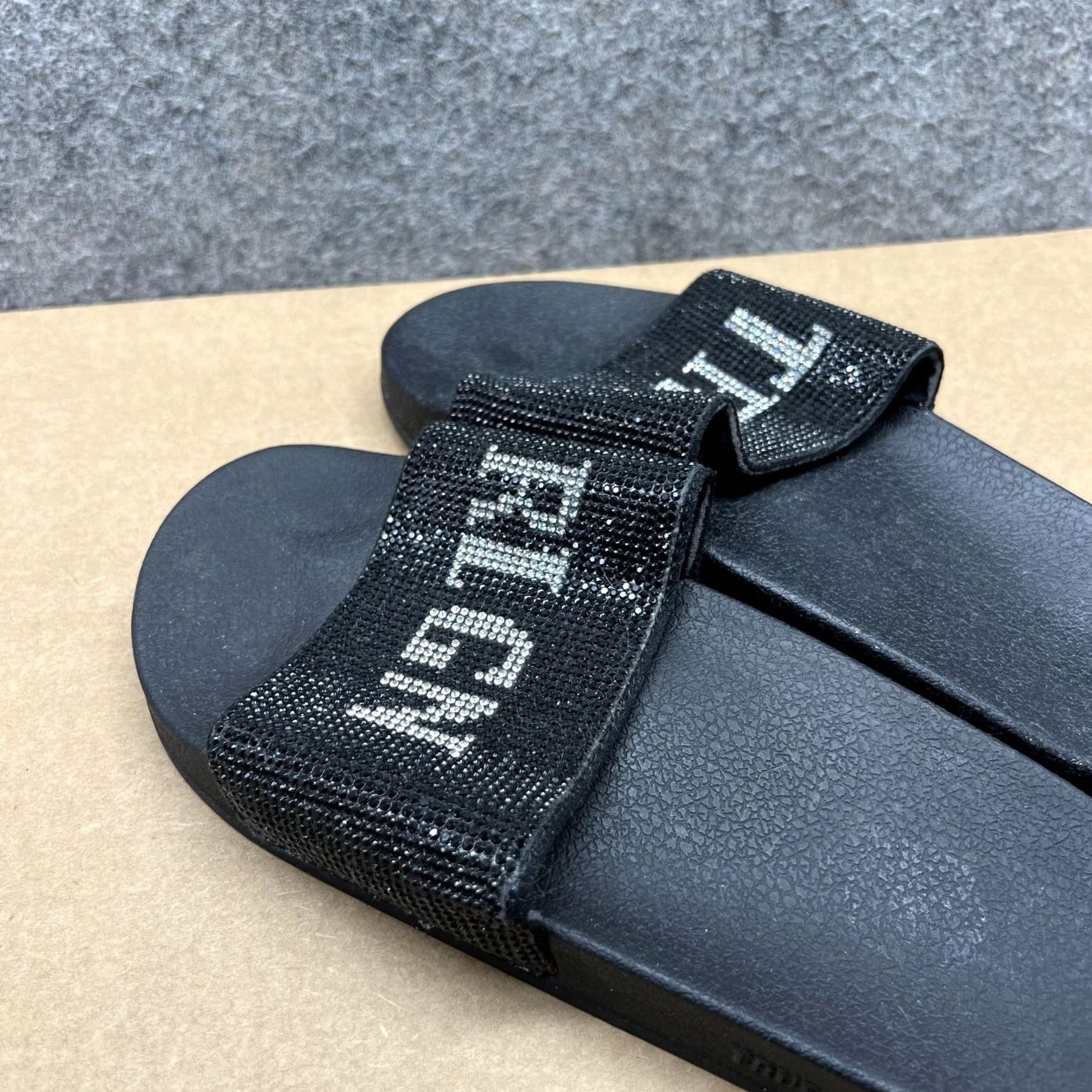 True Religion VINTAGE False Size US 7 / IT 37 - 7 Thumbnail