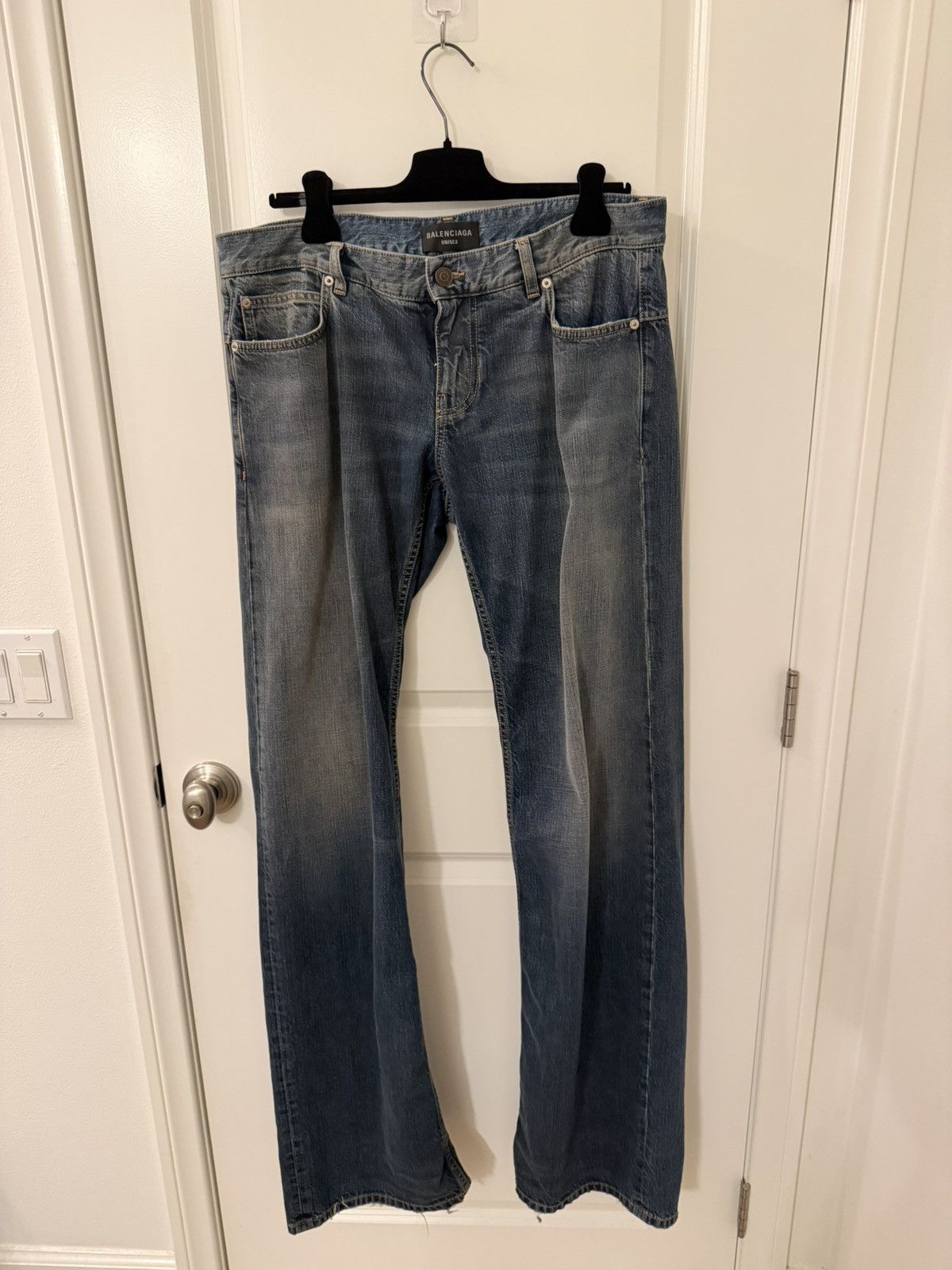Balenciaga Balenciaga low waist jeans Size US 34 / EU 50 - 1 Thumbnail