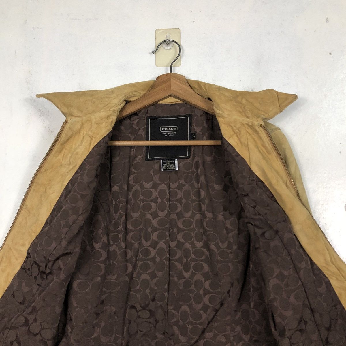 Japanese Brand Vintage Leather Jacket Coach Blanket Size US S / EU 44-46 / 1 - 16 Thumbnail