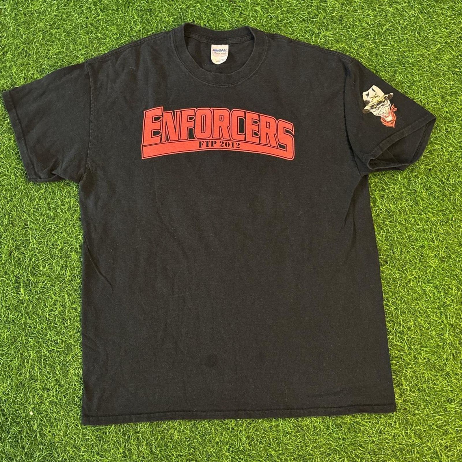 Gildan Men's Black Retro 2012 ‘enforcers’ Graphic Tee Size US L / EU 52-54 / 3 - 1 Thumbnail