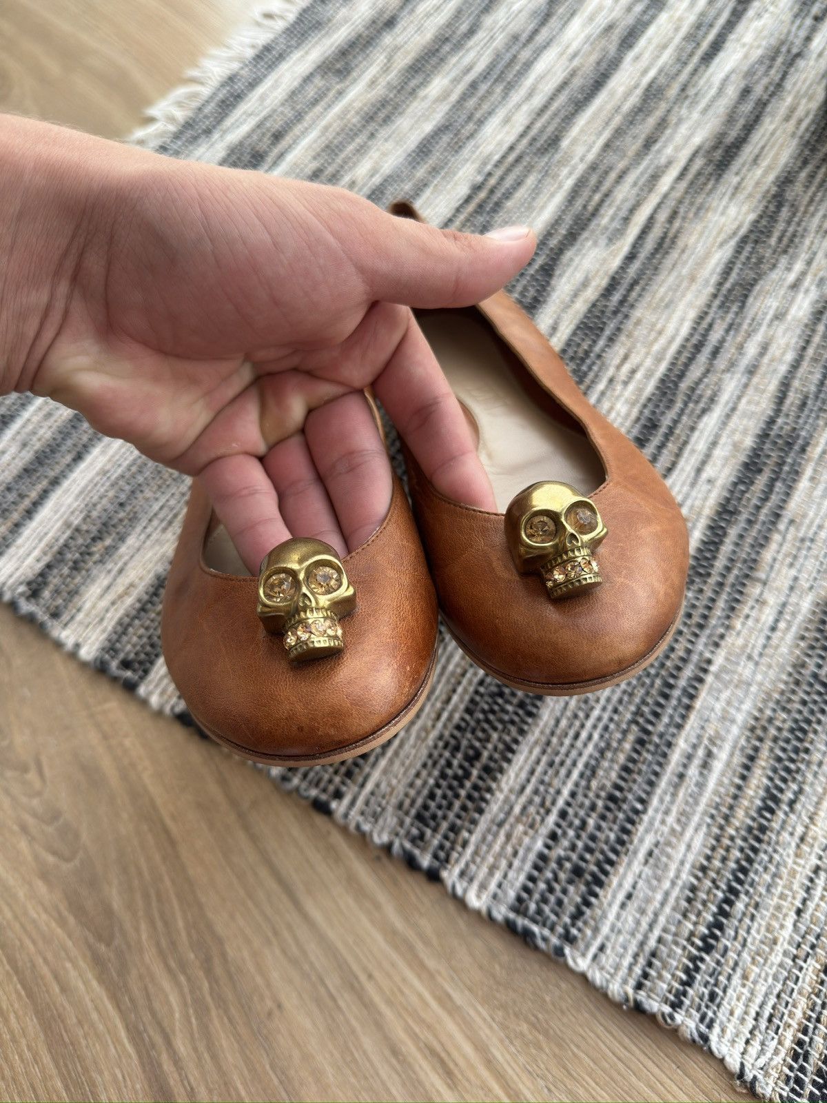 Alexander McQueen Alexander McQueen Vintage Ballets Flats Skull Logo Shoes Size US 6 / IT 36 - 8 Thumbnail