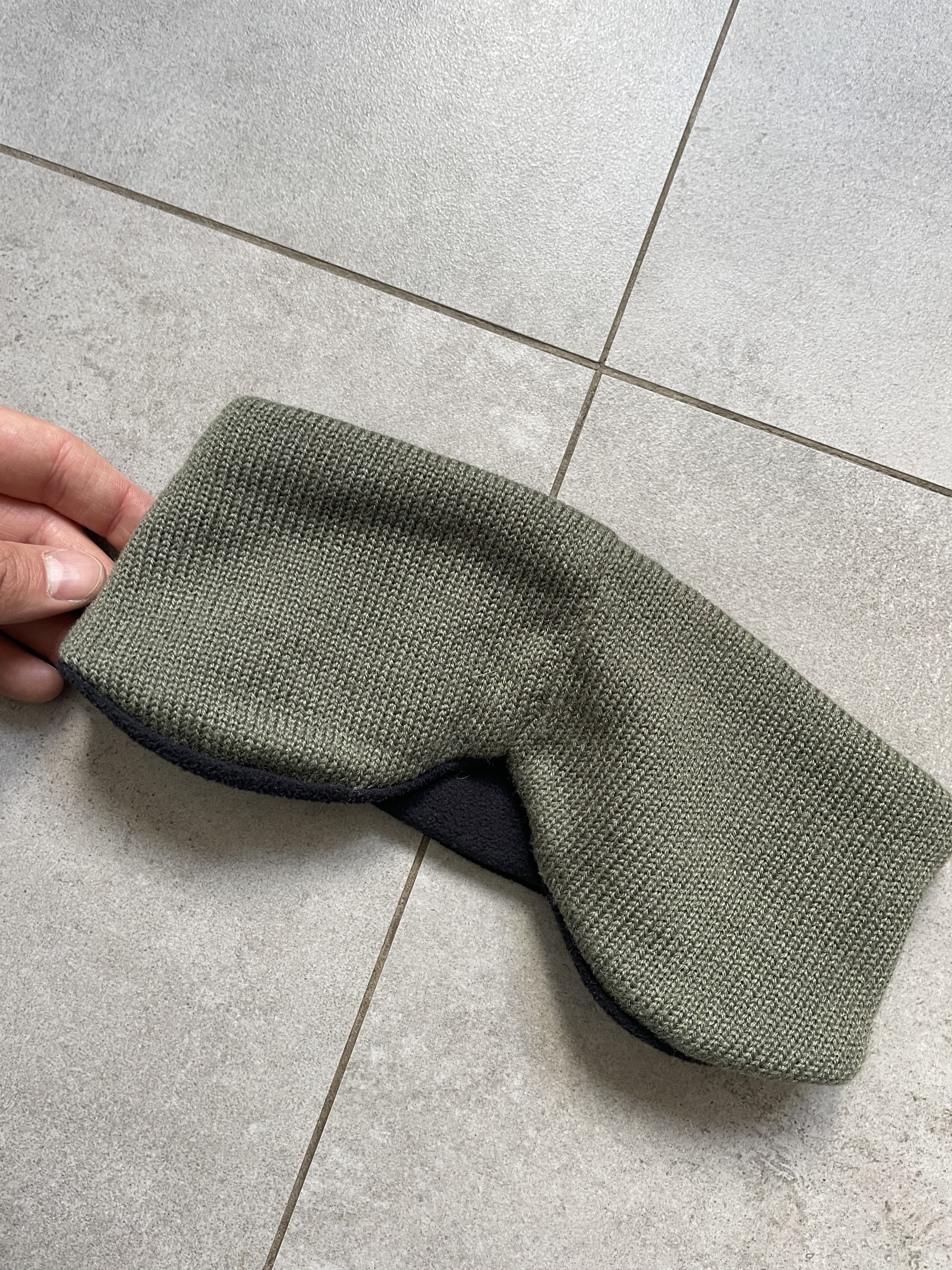 Nike Y2K NIKE BLACK KHAKI WINTER HEADBAND Size ONE SIZE - 6 Thumbnail