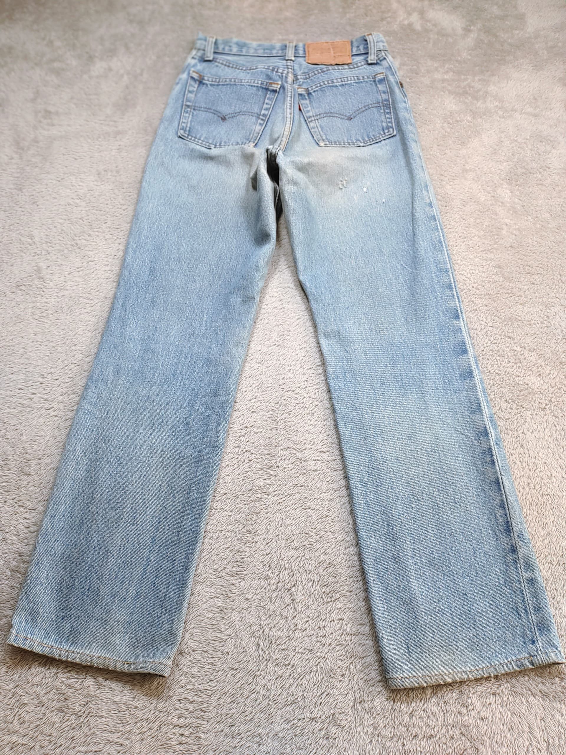 Levi's Vintage 1980 Levi’s 501 Pre-Shrunk Light Wash Denim Jeans Size US 26 / EU 42 - 10 Thumbnail