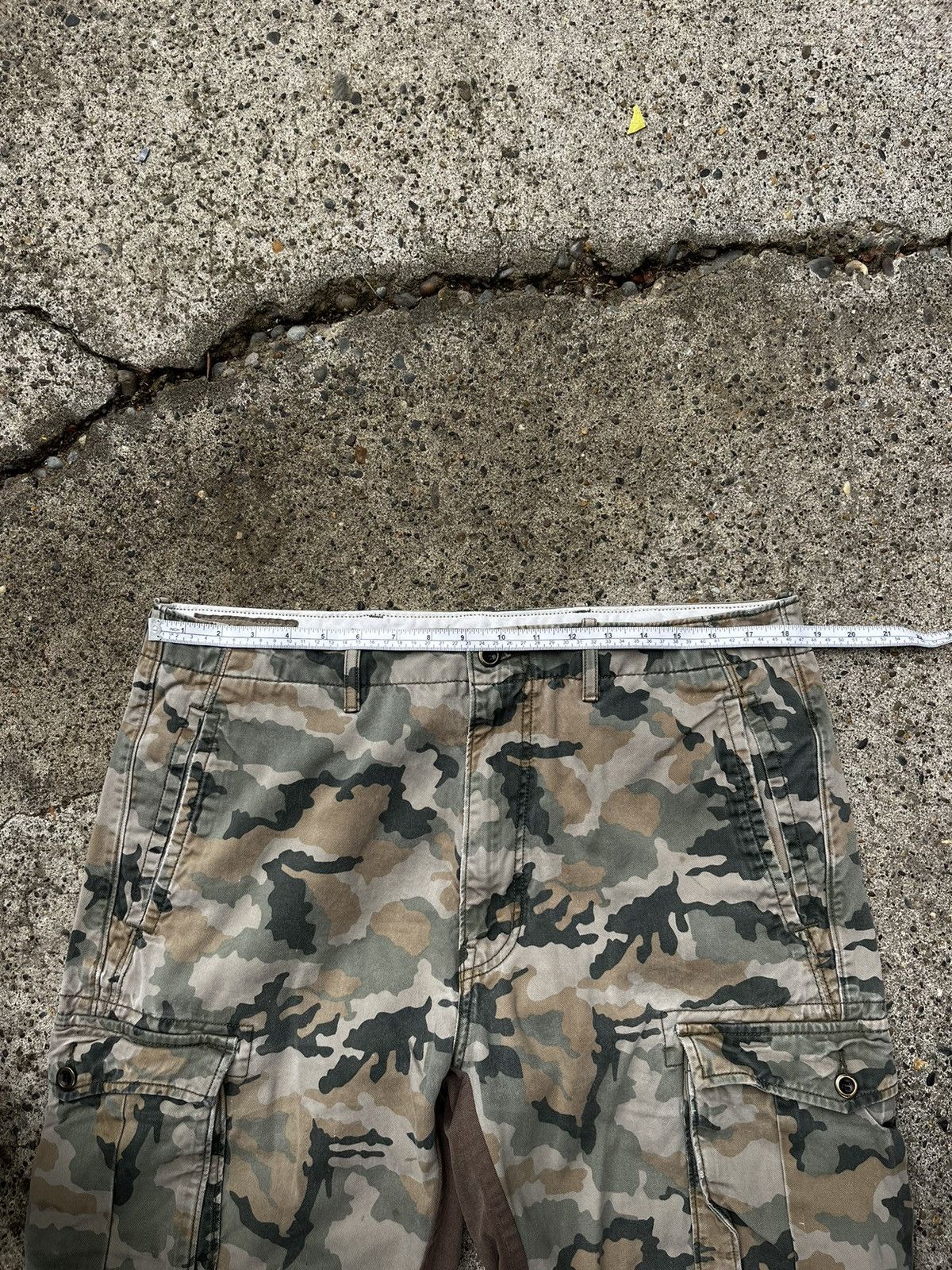Levi's × Vintage Custom Faded Levi’s Flared Army Cargo Pants. Size US 36 / EU 52 - 3 Thumbnail