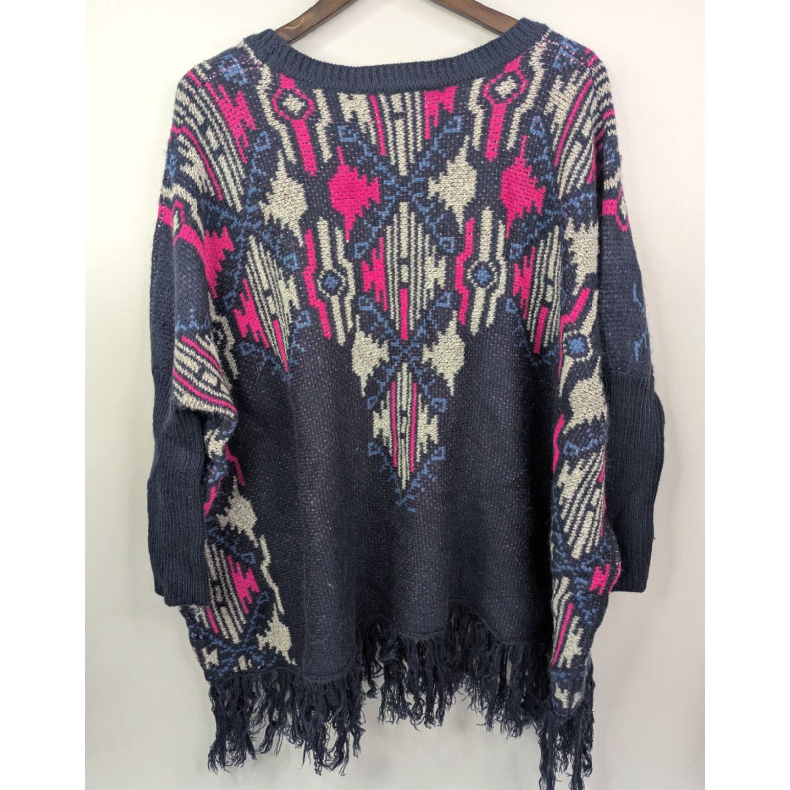 Vintage Umgee Navy Aztec Oversized Sweater Poncho S/M Southwest Print Fringe Size S / US 4 / IT 40 - 3 Thumbnail