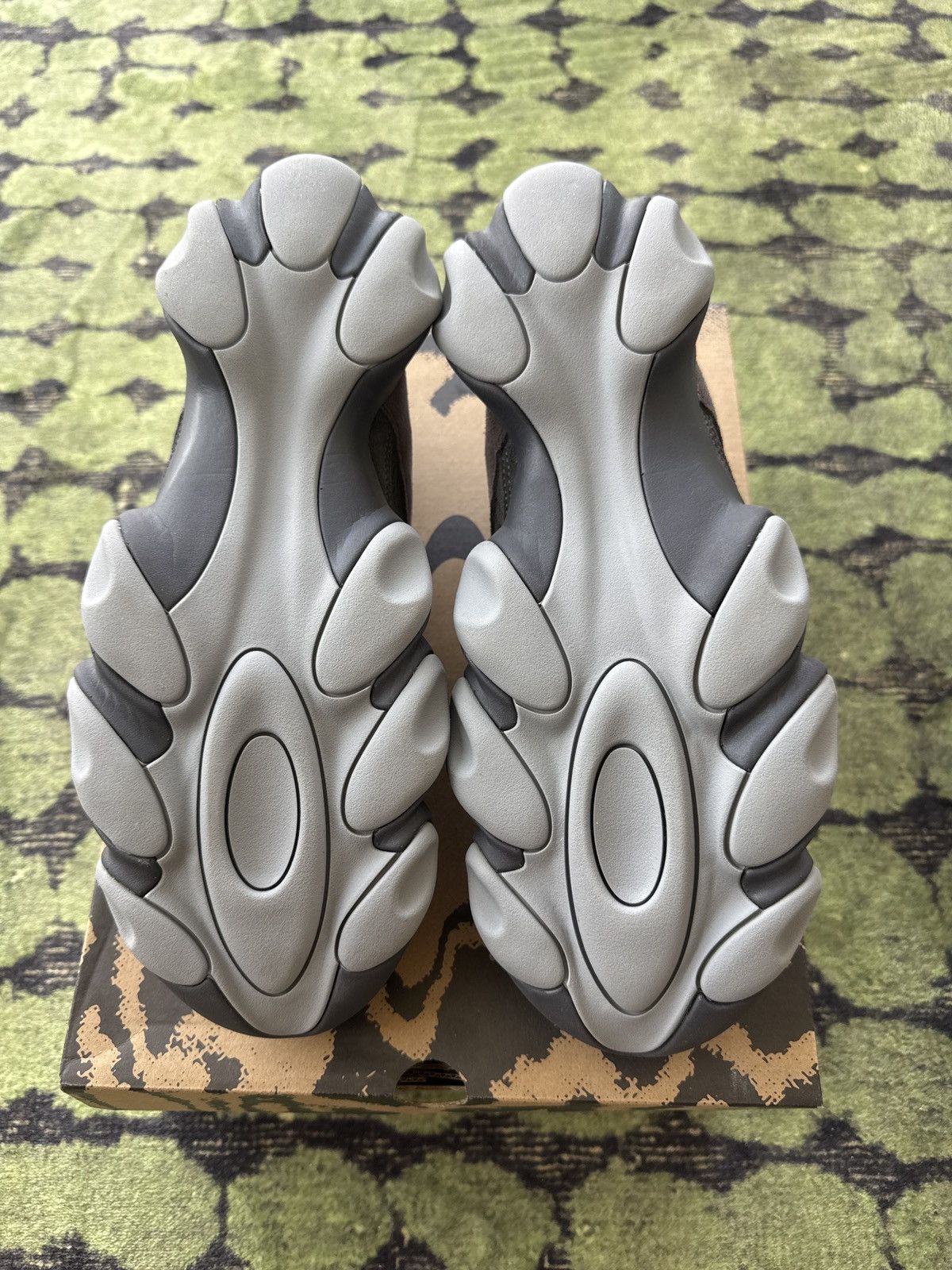 Oakley Oakley Factory Team Taupe Flesh Sandals Size US 9.5 / EU 42-43 - 2 Thumbnail