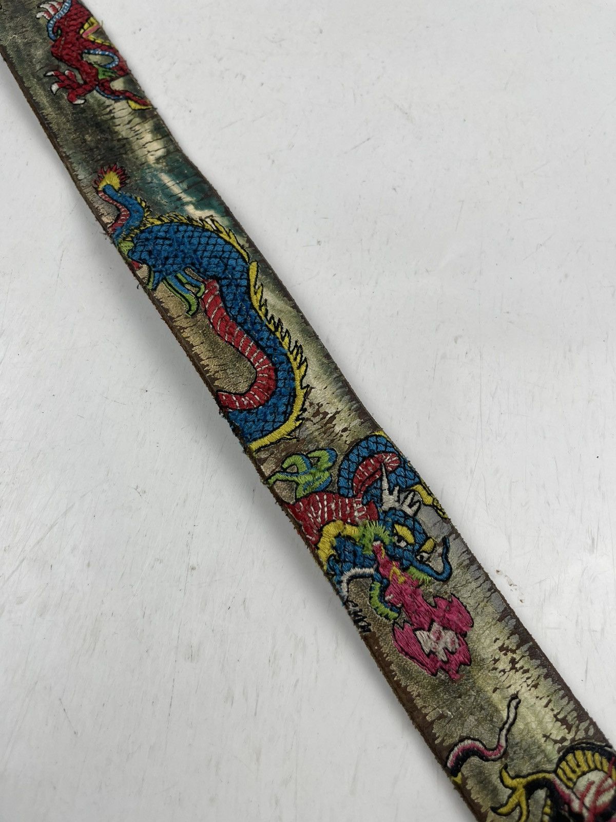 Seditionaries super rare dragon design distressed leather belt tc43 Size 32 - 3 Thumbnail