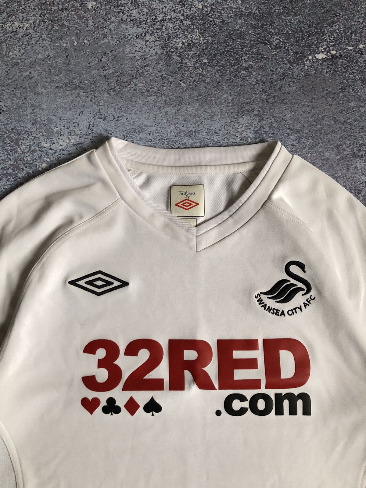 Umbro Swansea City Umbro 2010/2011 Home Kit Soccer Jersey Size US M / EU 48-50 / 2 - 4 Thumbnail