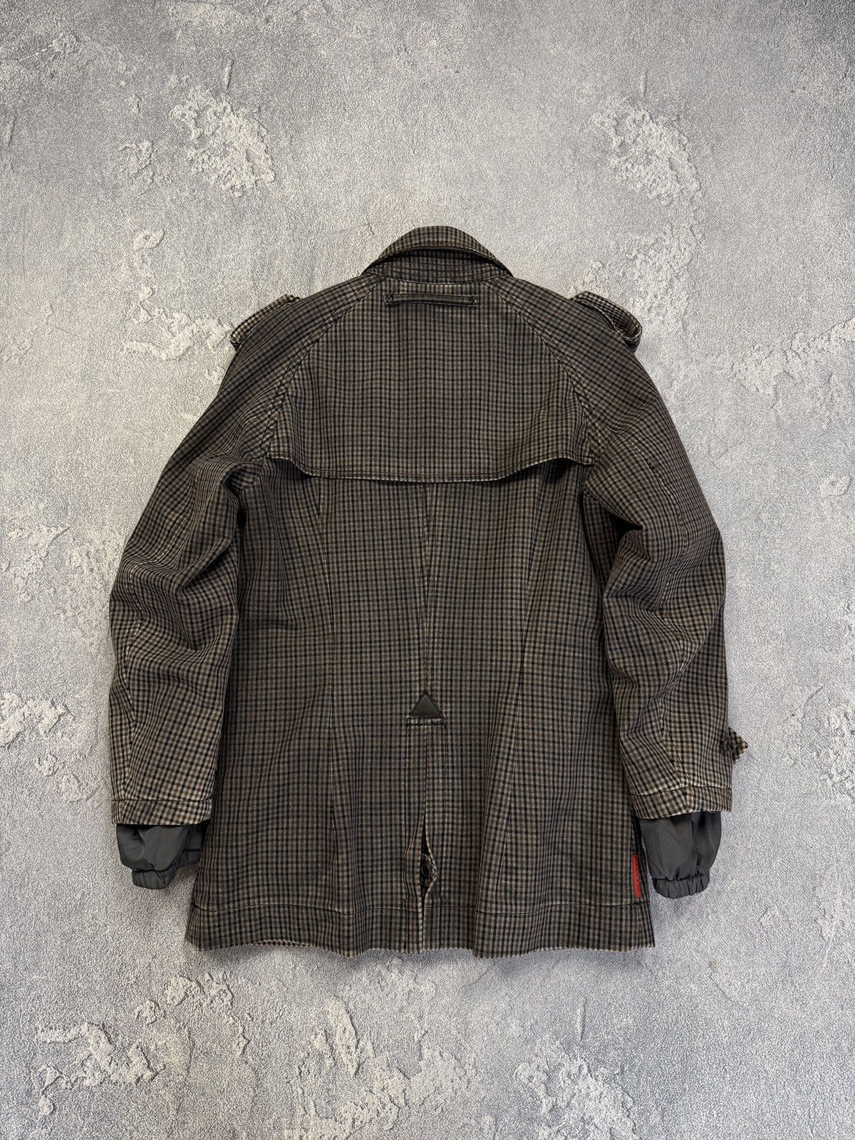 Prada Prada vintage women light jacket with red tab Size M / US 6-8 / IT 42-44 - 6 Thumbnail