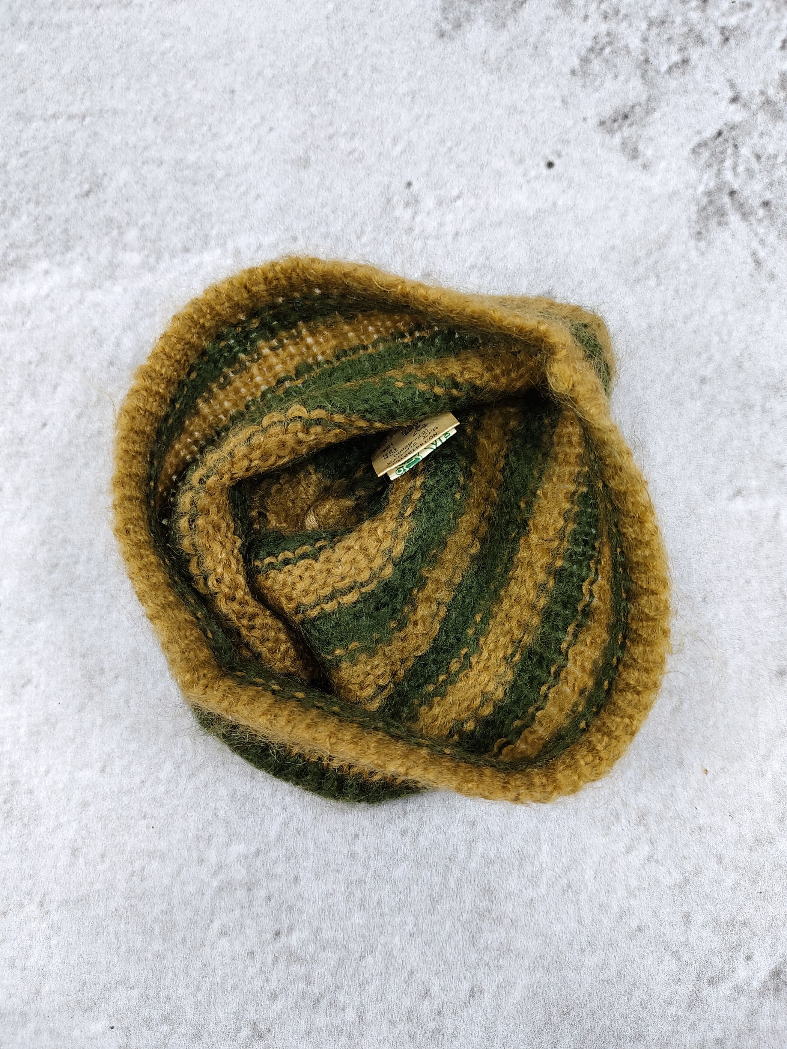 Vintage 1990s Heritage- Artisan Made Archive Wool Knit Beanie Hat Size ONE SIZE - 6 Thumbnail