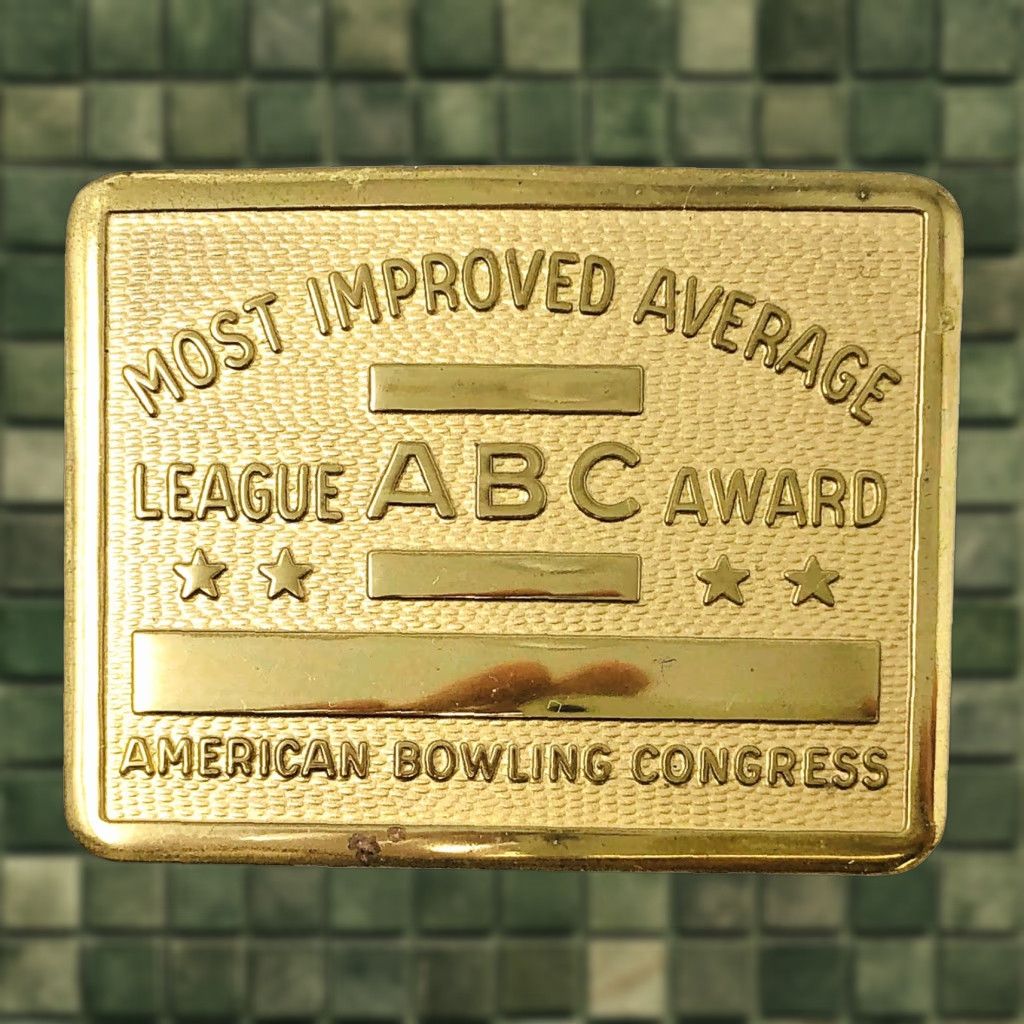 Vintage VINTAGE MOST IMPROVED AVERAGE ABC AWARD BELT BUCKLE Bowling 2.25” Gold Brass Mens Womens Boys Girls Size ONE SIZE - 1 Thumbnail
