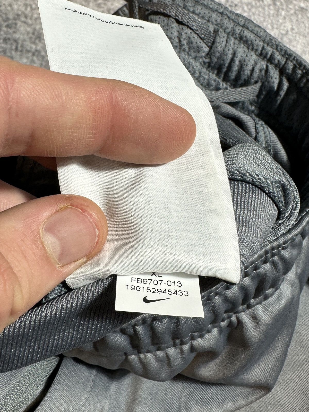 Nike Nike Liverpool Soccer Pants Streetwear Style Casual Rare XL Size US 36 / EU 52 - 4 Thumbnail
