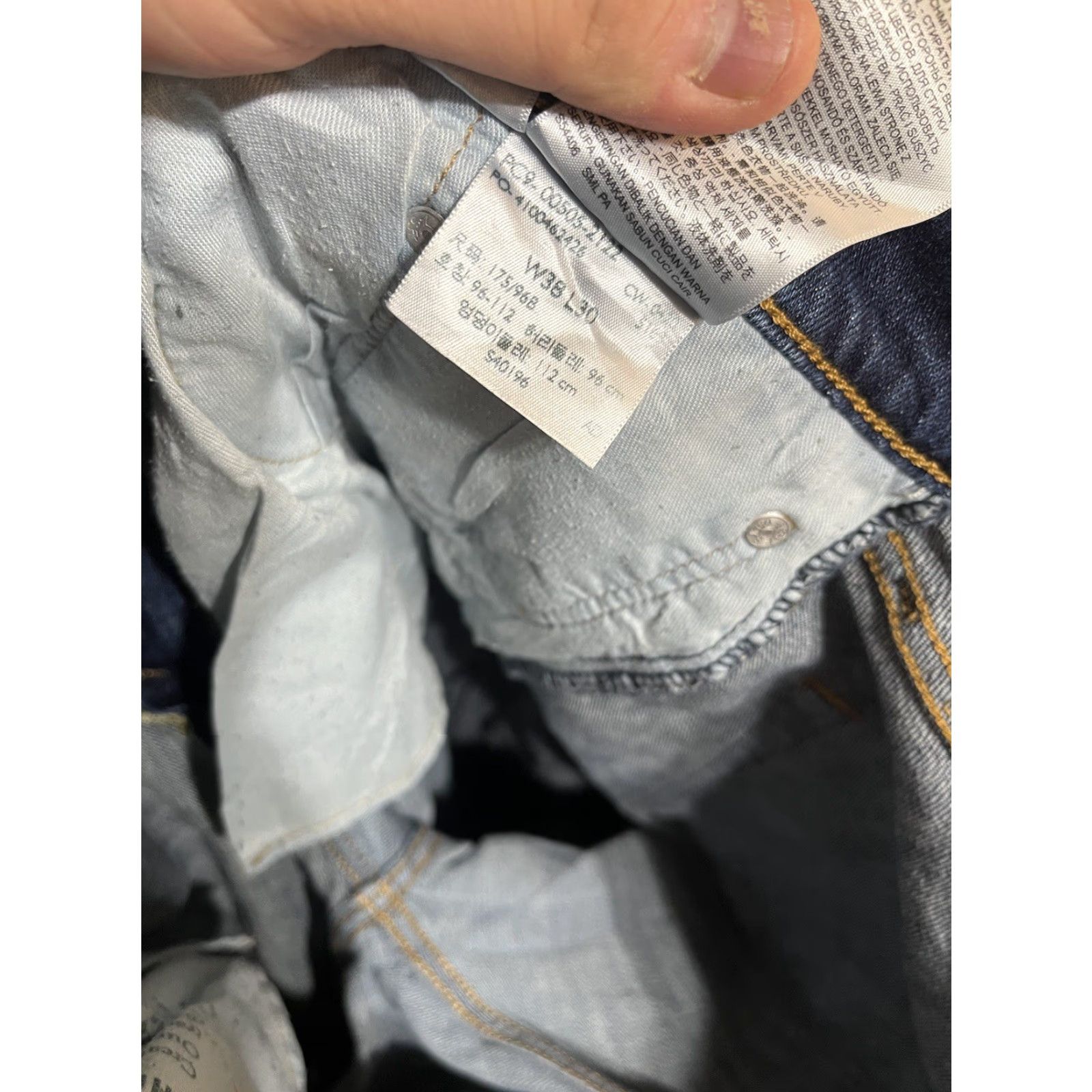 Levi's VINTAGE Levi's 505 Jeans Regular Denim Blue 38x30 Men's Jeans Size US 38 / EU 54 - 6 Thumbnail