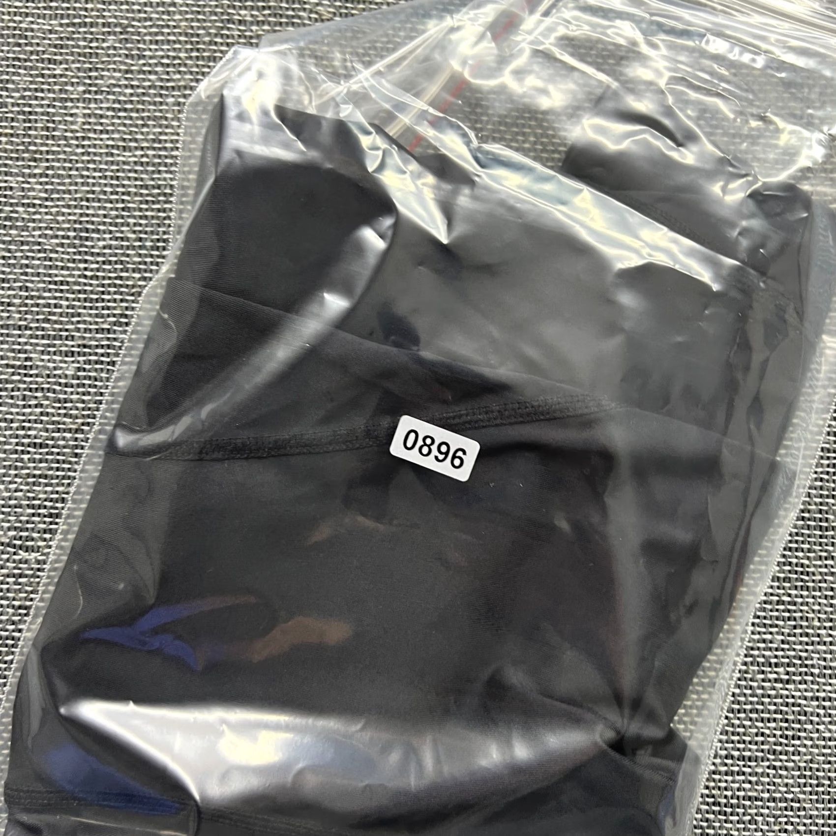 2XU 2XU Pants Sport Compression Small Black Spandex Elite Tights Capri Mens 7/8 Size US 29 - 2 Thumbnail