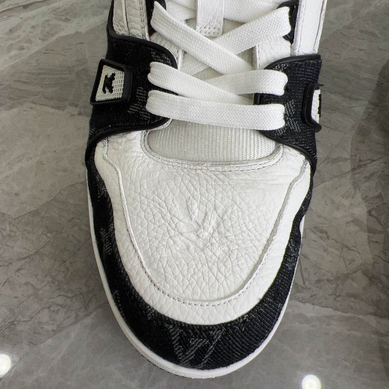 Louis Vuitton Louis Vuitton Trainer Panda Low Top Sneakers -2505 Size US 6 / IT 36 - 9 Thumbnail