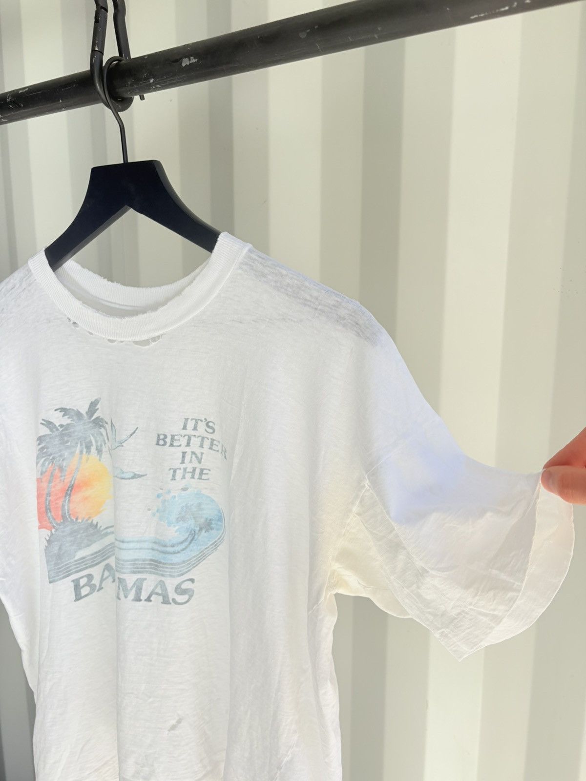 Vintage Thrashed Bahamas Distressed Shirt GRUNGE Boxy Paper Thin Size US L / EU 52-54 / 3 - 4 Thumbnail
