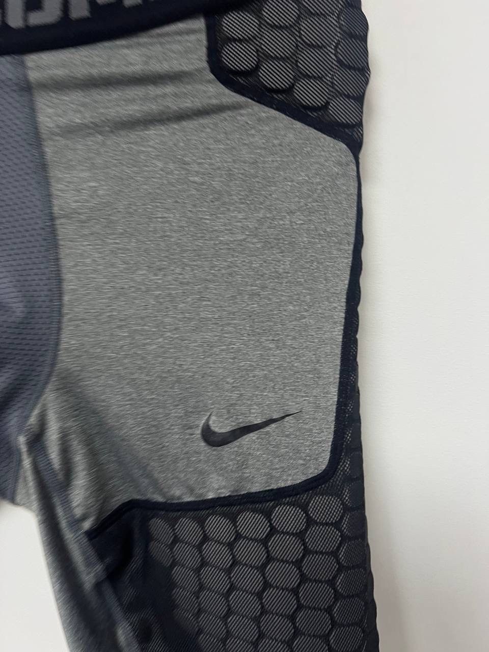 Nike Nike Pro Combat Rugby Shorts NFL Padded Athletic Mens sz XL Size US 44 / EU 60 - 11 Thumbnail