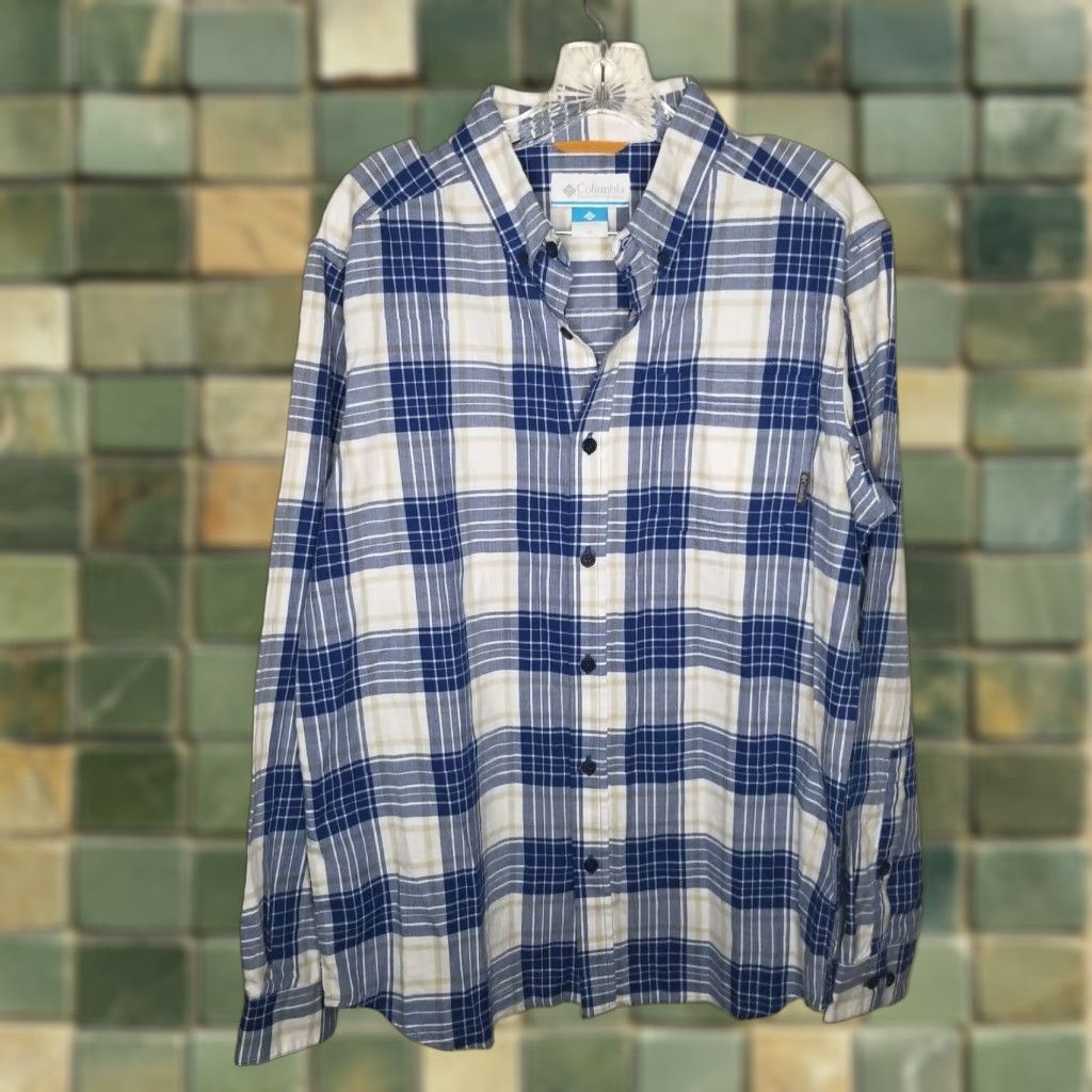 Vintage Columbia Shirt Mens Blue White Plaid Long Sleeve Button-Up Size M Size US M / EU 48-50 / 2 - 1 Thumbnail