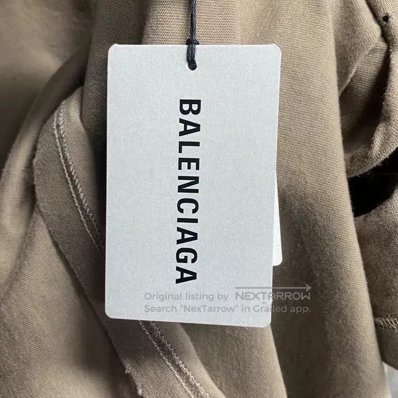 Balenciaga Balenciaga Beige print pattern logo short-sleeve T-shirt Size US XS / EU 42 / 0 - 4 Thumbnail