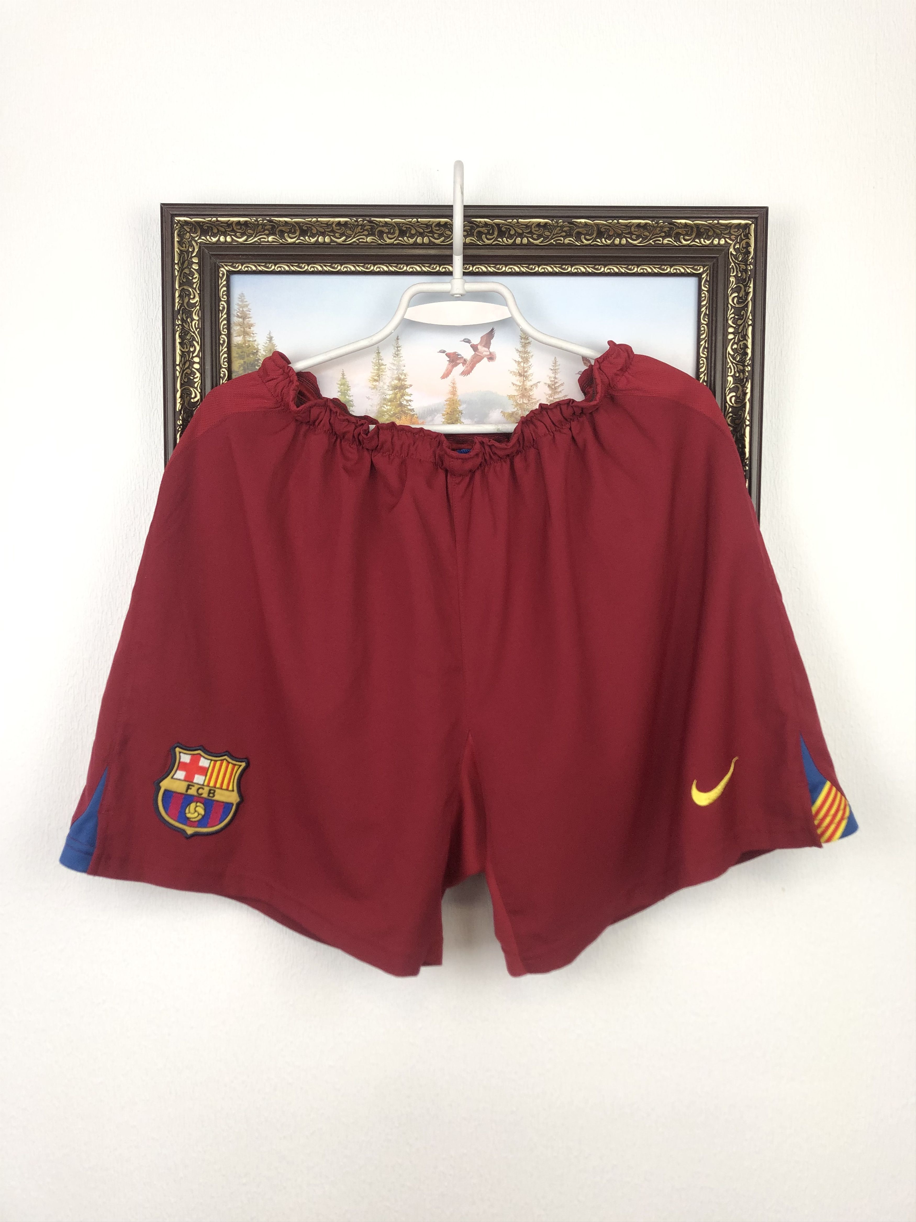 Nike Vintage Nike Barcelona Football Shorts Mens Soccer XL Size US 36 / EU 52 - 1 Thumbnail
