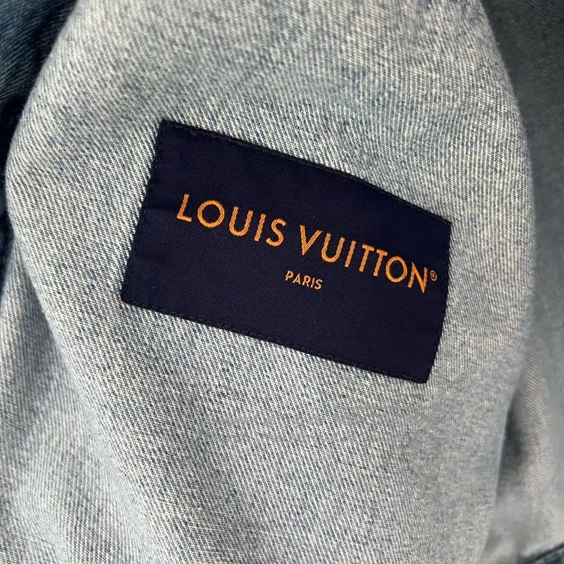 Louis Vuitton Louis Vuitton size 60 SS25 black logo denim jacket Size US XXL / EU 58 / 5 - 4 Thumbnail