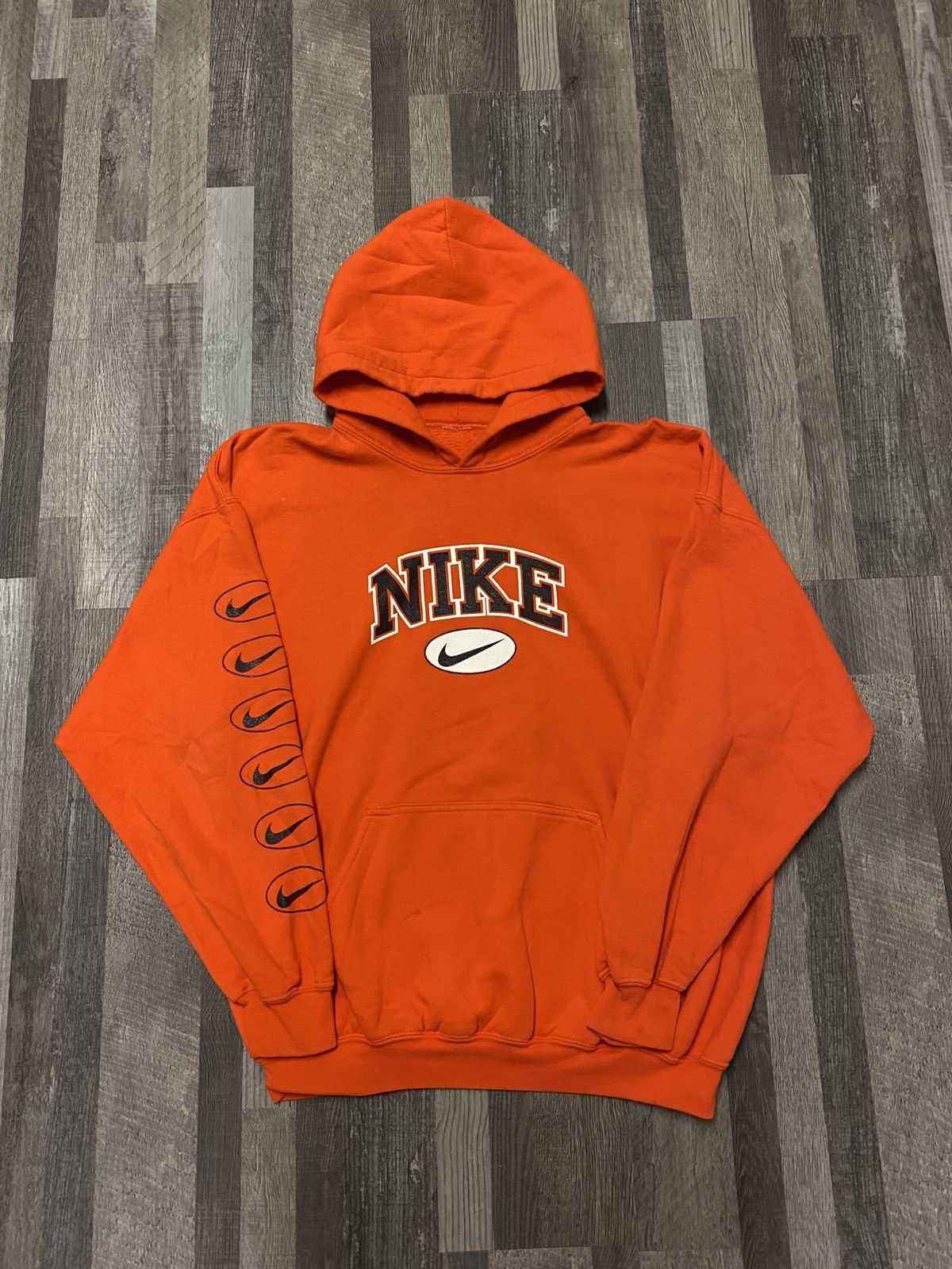 Nike Vintage Nike Center Swoosh Pullover Sweatshirt Y2K Graphic Size US L / EU 52-54 / 3 - 1 Thumbnail