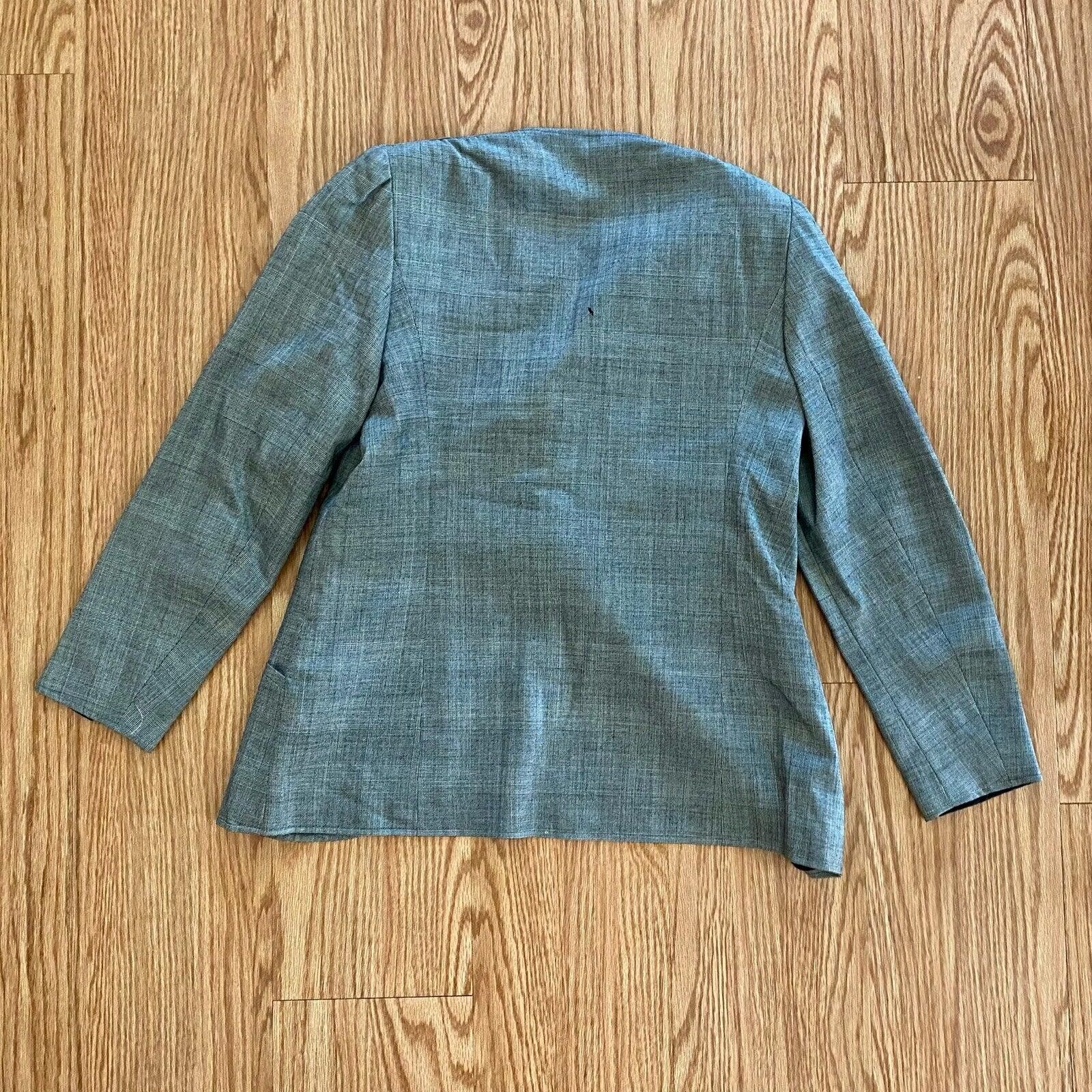 Emanuel Ungaro Emanuel Ungaro Gray Stripe Blazer Skirt Set Womens 6 Size M / US 6-8 / IT 42-44 - 7 Thumbnail