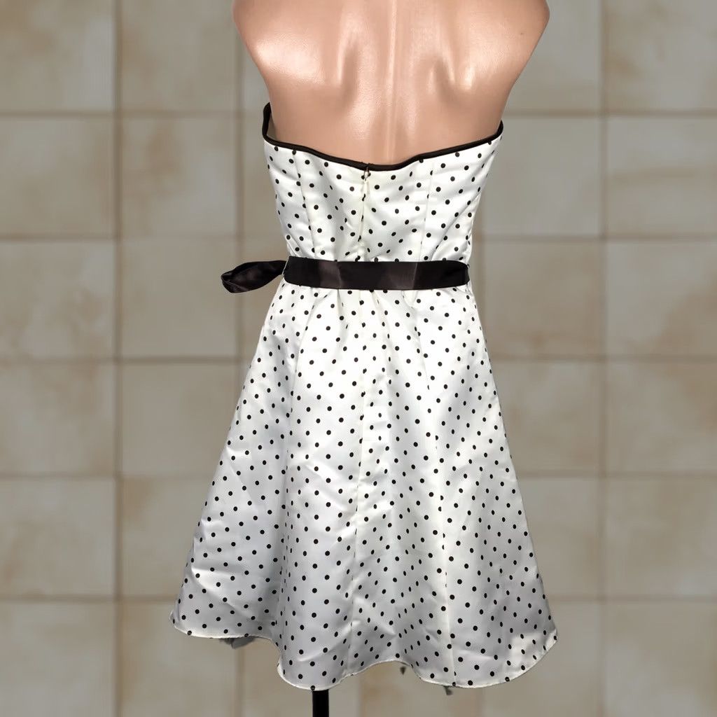 jasmine lace midi dress Jasmine White Lace Sweetheart Midi Dress main image 0