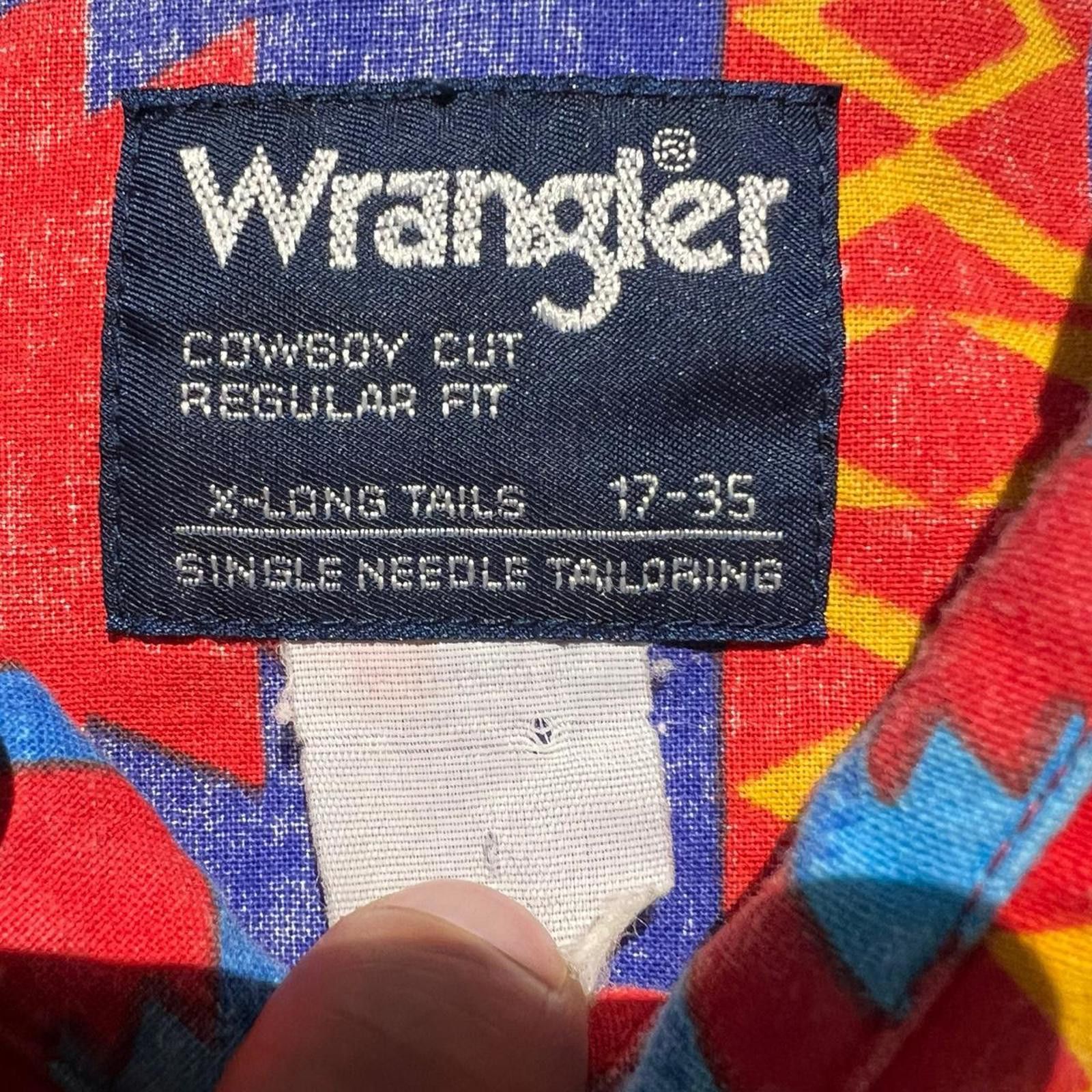 Wrangler Vintage Wrangler Western Cowboy Red Aztec Longsleeve Shirt Size US XL / EU 56 / 4 - 4 Thumbnail