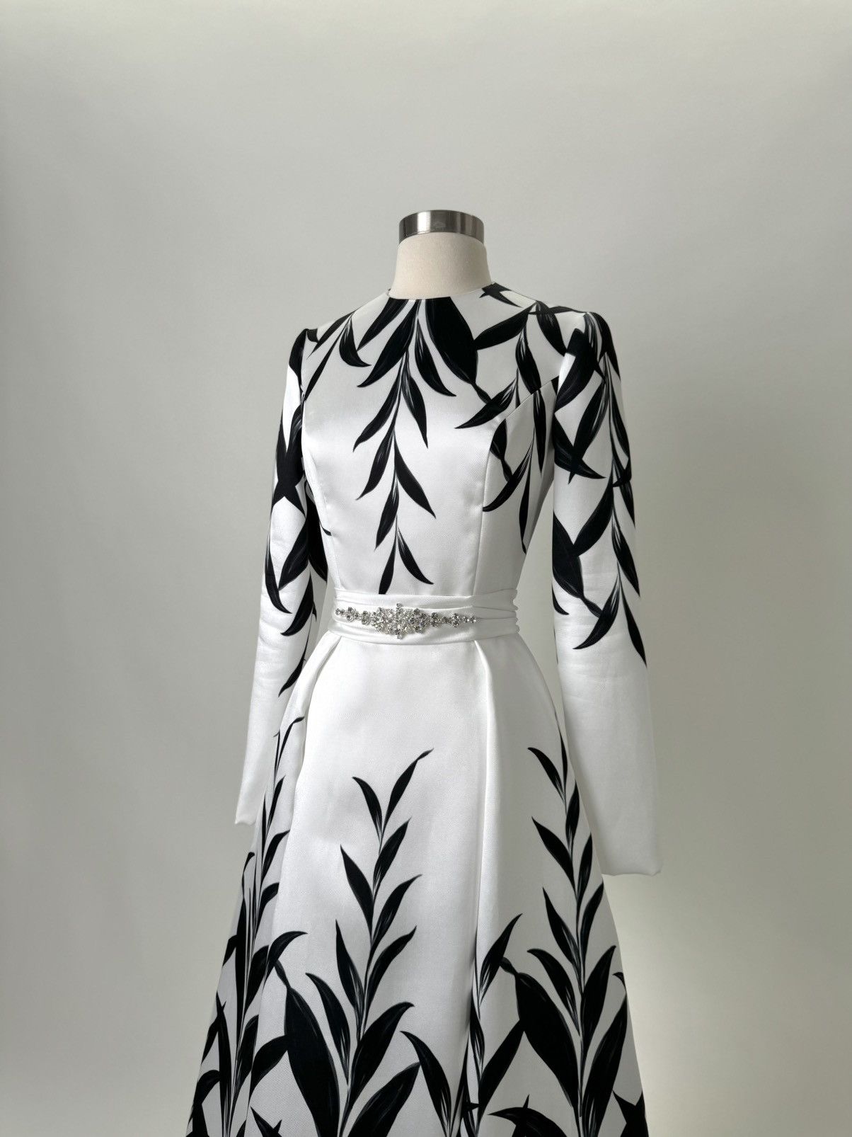Other Preloved US 4 Maxi Anna Augusta Evening Gown Size S / US 4 / IT 40 - 3 Thumbnail