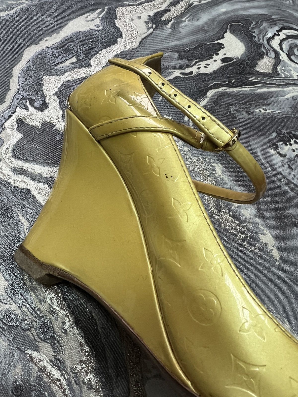 Louis Vuitton Louis Vuitton monogram vintage Sandals wedge heel open toe Size US 6 / IT 36 - 11 Thumbnail