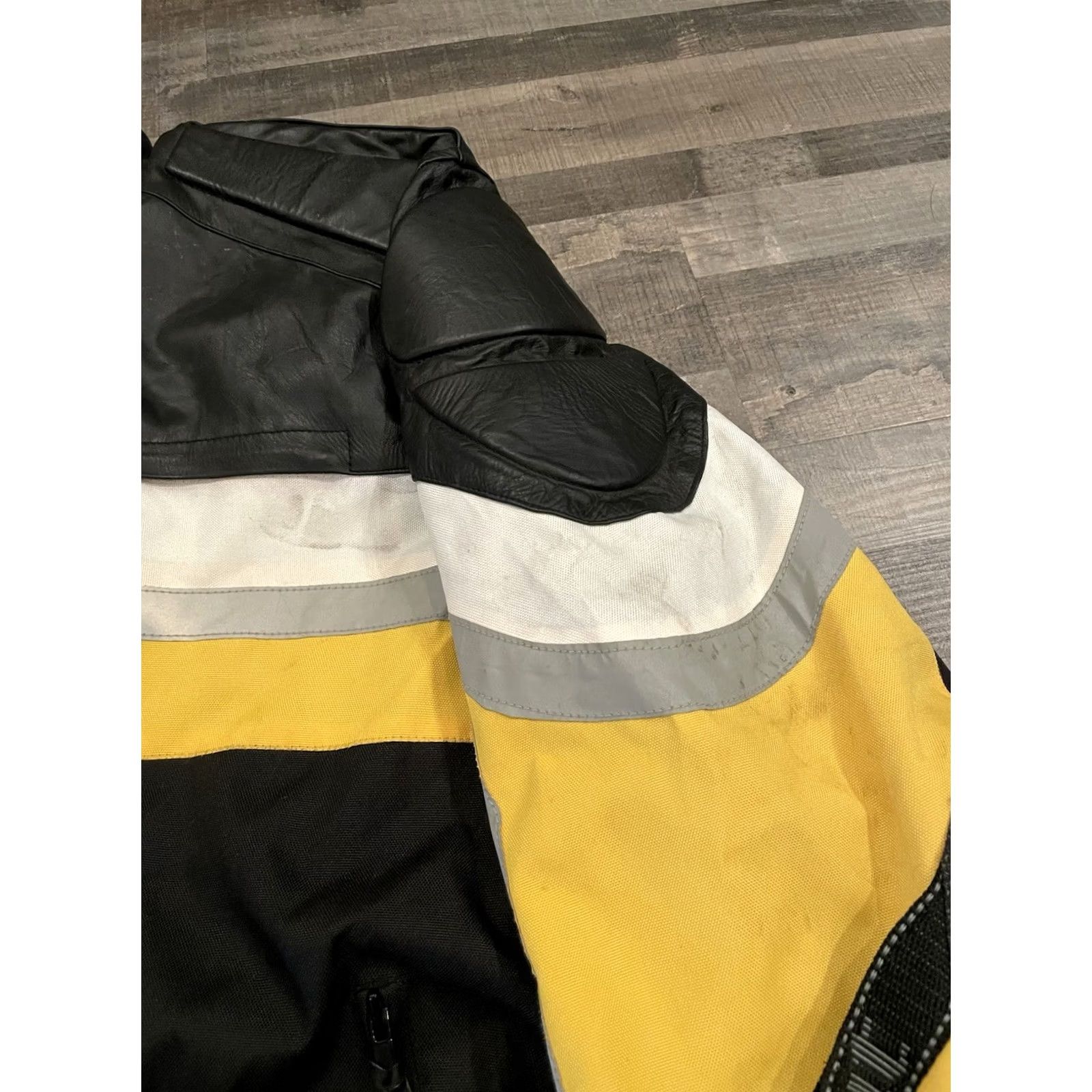 Element VINTAGE Xelement Motorcycle Jacket Nylon Black Yellow Padded Racing Men's 5XL Jacket Mens 5XL Black Nylon Racing Motorcycle Theme 1990s? Size US XXL / EU 58 / 5 - 5 Thumbnail