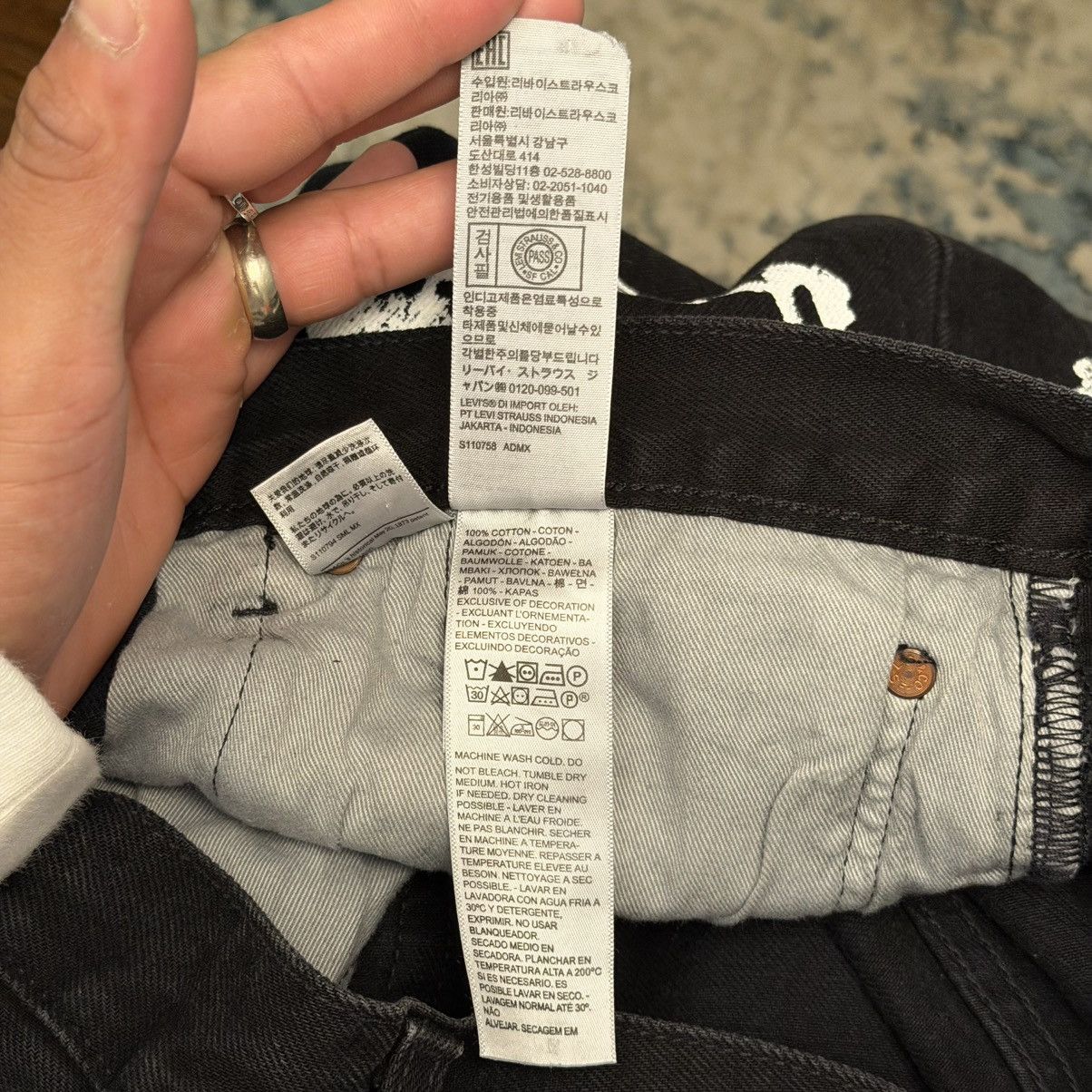 DENIM TEARS Denim Tears Cotton Wreath Black Jeans 501 W31 L32 Brand New Size US 31 - 7 Thumbnail