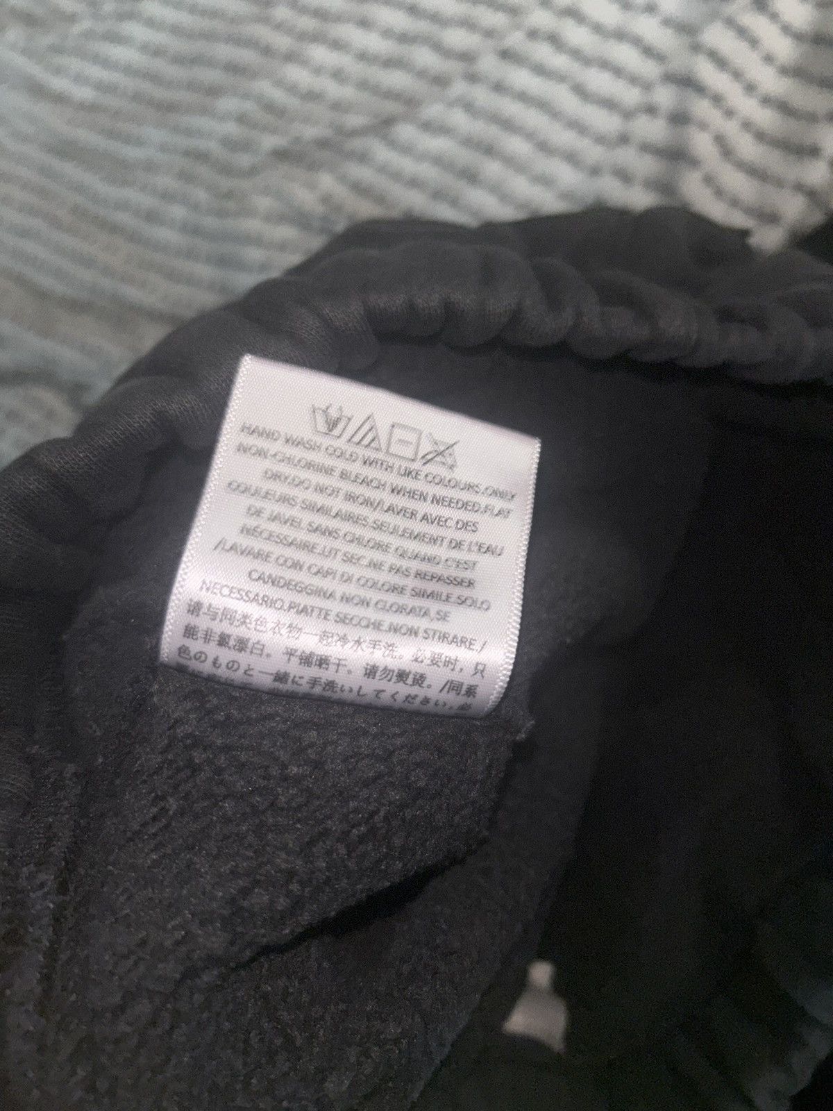 Essentials black essentials brand new Size US 32 / EU 48 - 5 Thumbnail
