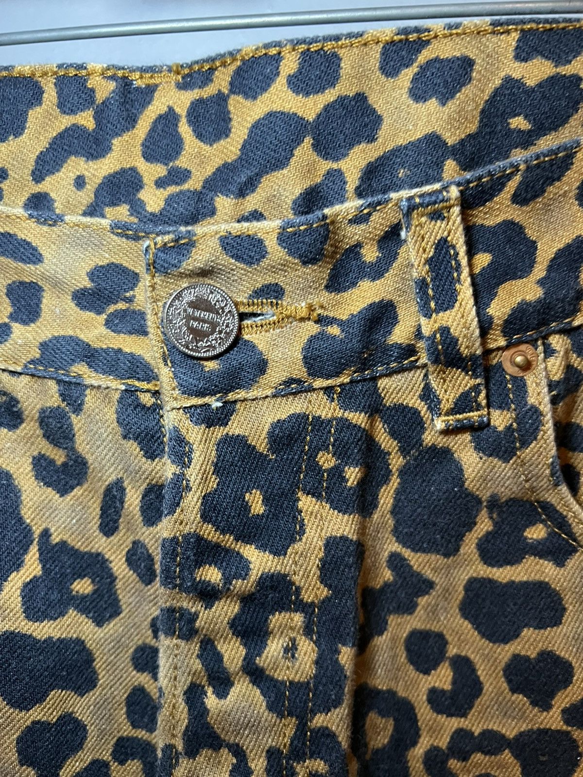 Vetements Vetements leopard print slim denim shorts Size US 34 / EU 50 - 7 Thumbnail