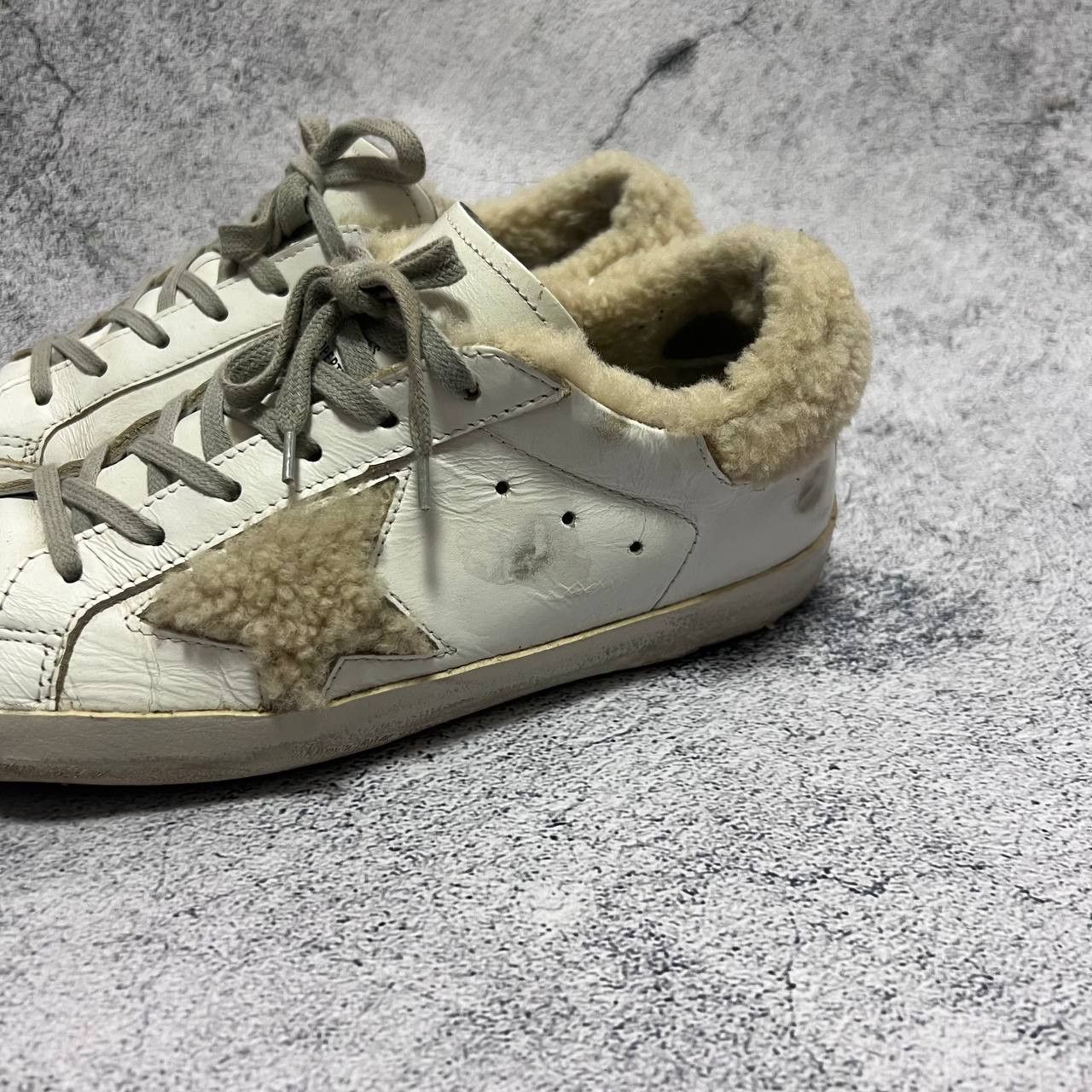 Golden Goose Women’s Golden Goose Deluxe SSTAR Low-Top Sneakers Fur Size US 8 / IT 38 - 3 Thumbnail