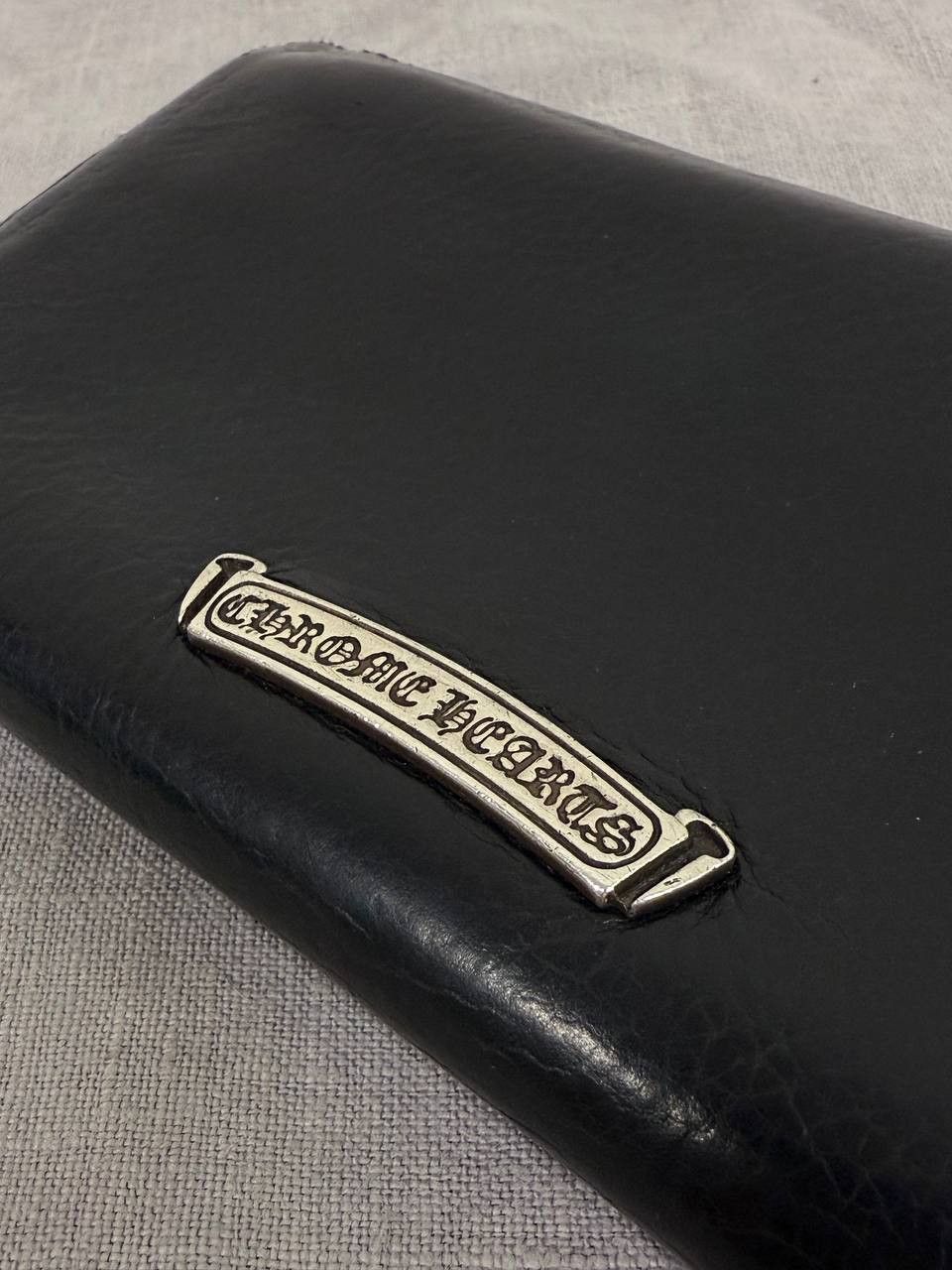 Chrome Hearts Filigree Plus Cross Embellished Cross Patch Long Zip Wallet Size ONE SIZE - 4 Thumbnail
