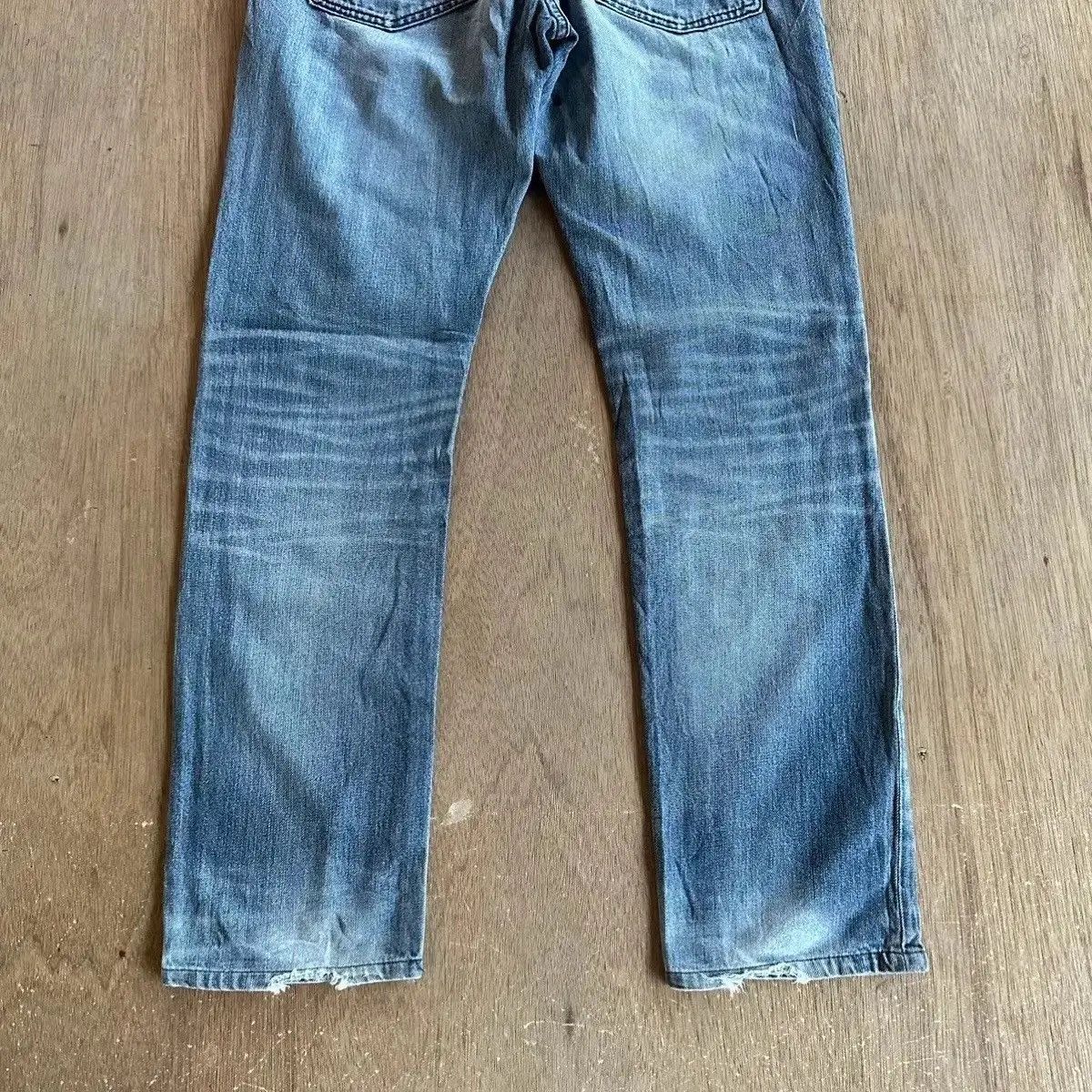 Black Label BURBERRY BLACK LABEL JEANS DISTRESSED DENIM RIPPED PANTS W31 Size US 31 - 15 Thumbnail