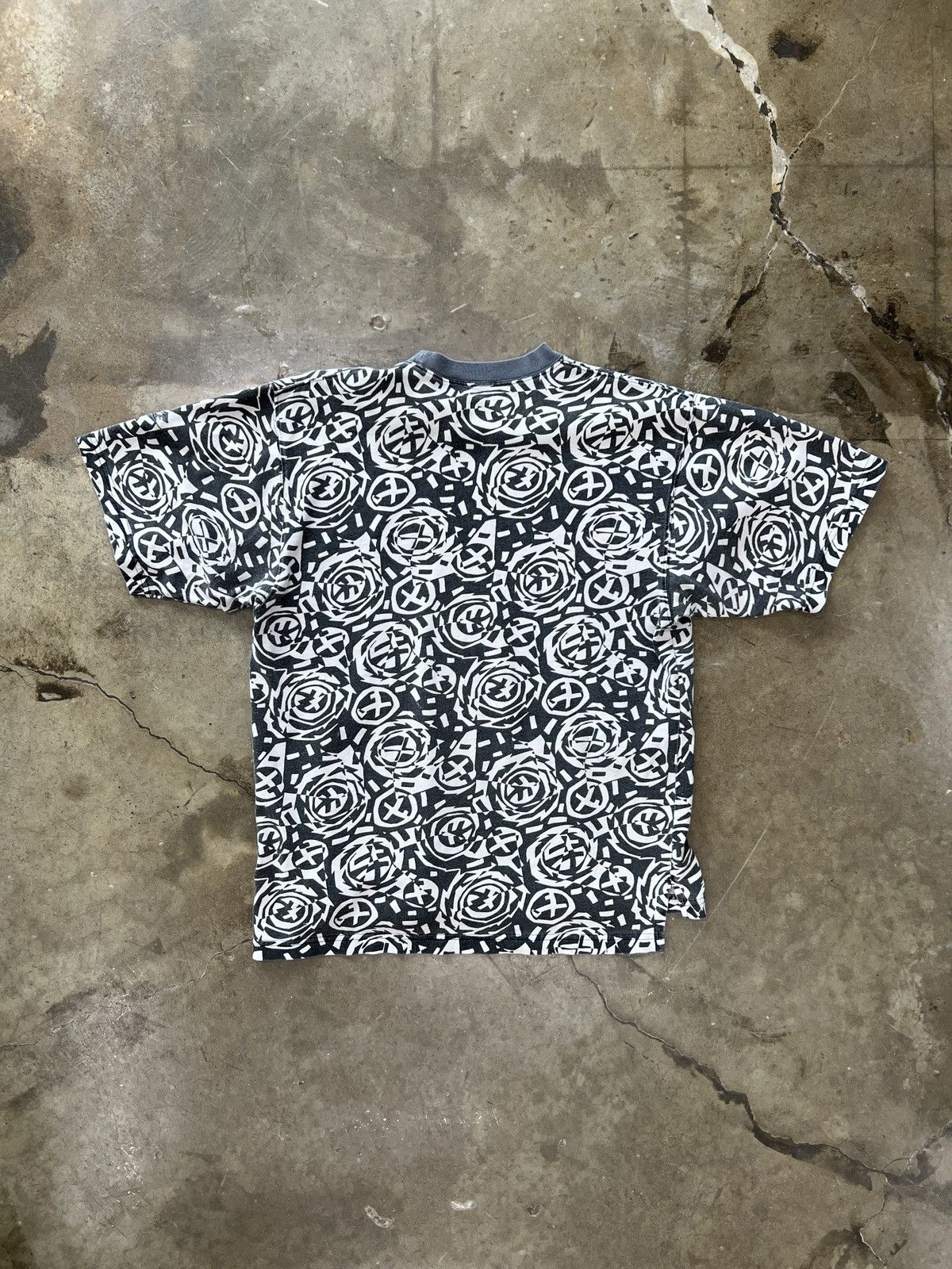 Jordan Brand × Nike × Vintage Vintage 90s Air Jordan AOP Jumpan Tee Medium Size US M / EU 48-50 / 2 - 4 Thumbnail