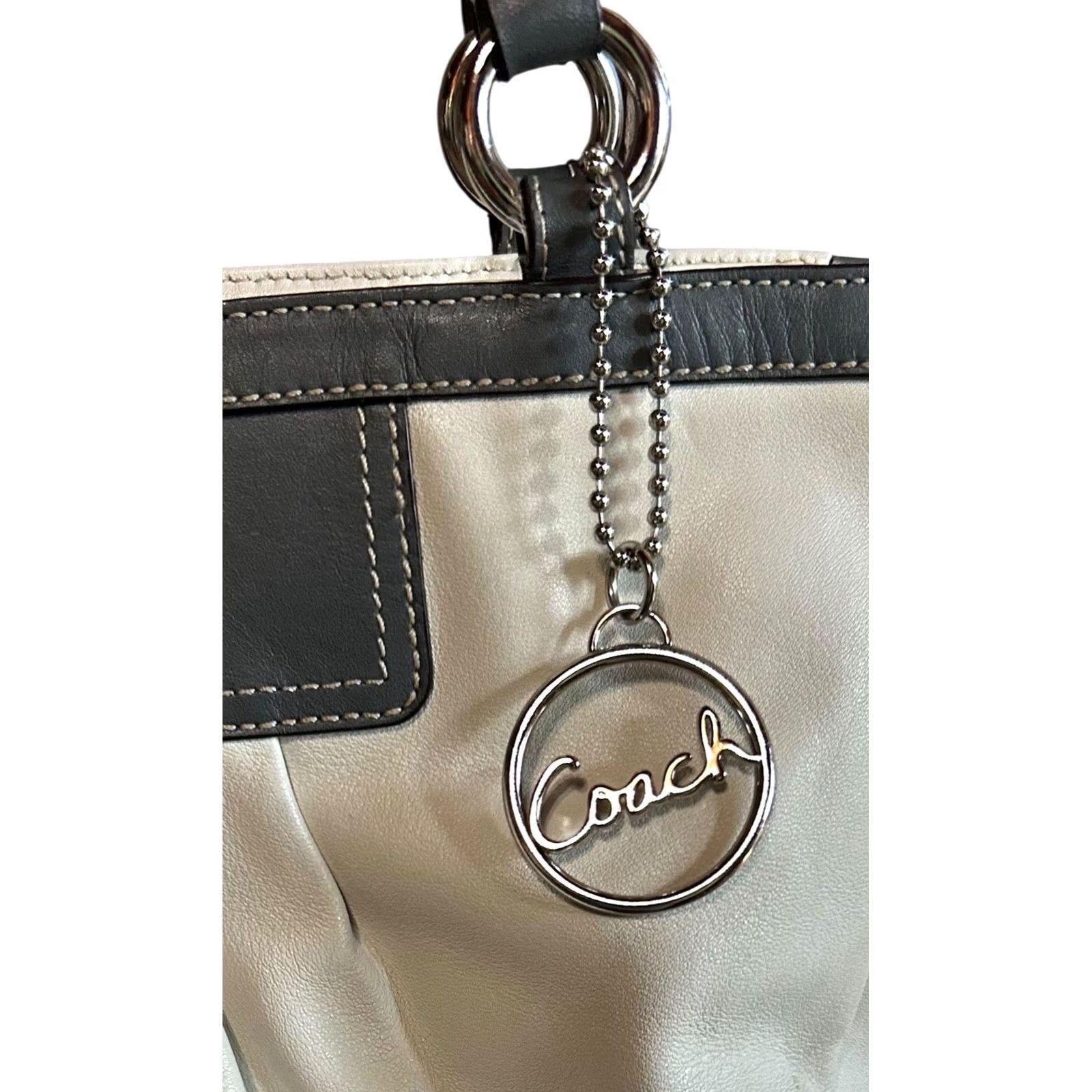 Coach Coach East West Gallery Tote Women Medium Leather Shoulder Bag Purse White Gray Leather Size ONE SIZE - 6 Thumbnail