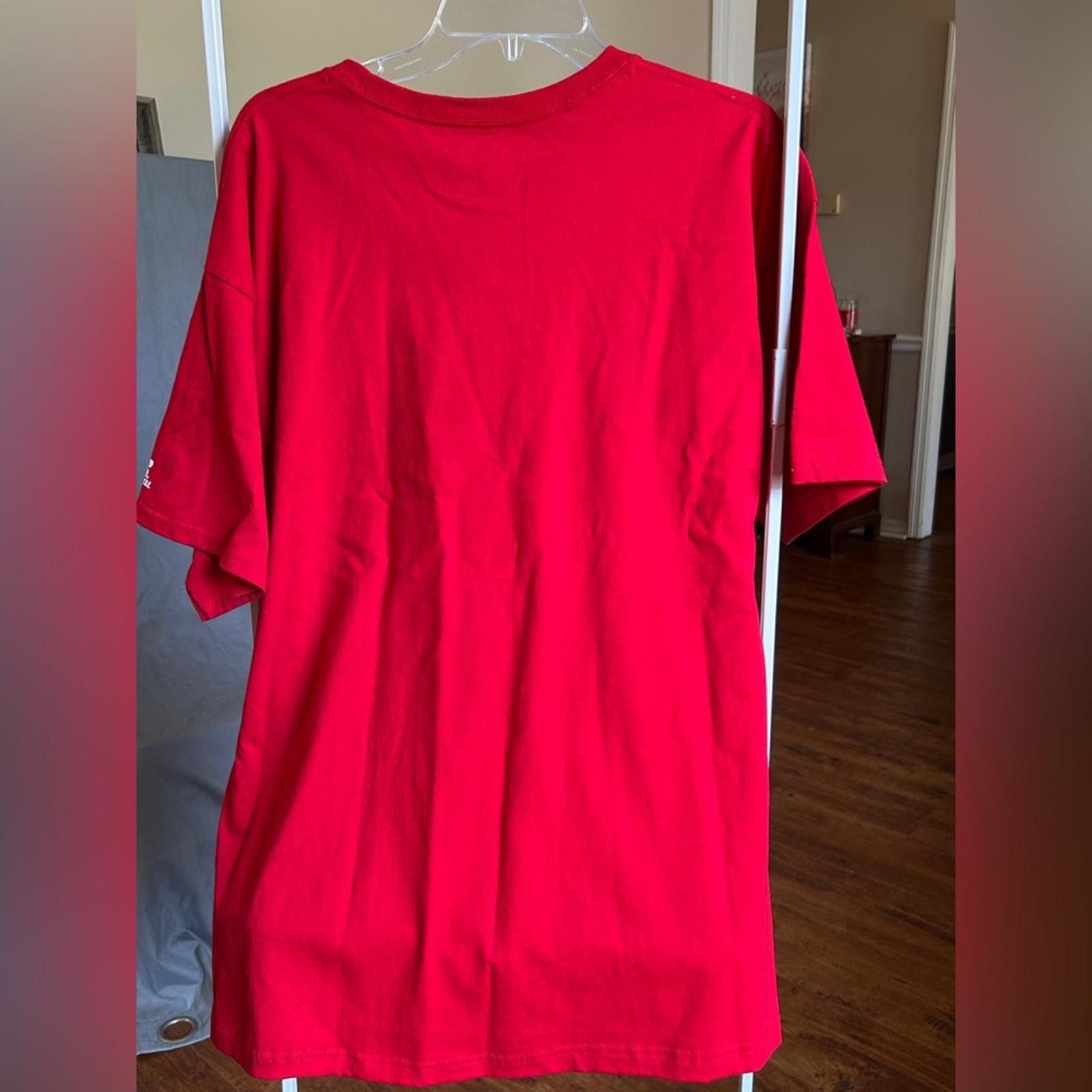 Russell Athletic Russell Athletic Red Graphic Tee with Metallic Sticker Size US M / EU 48-50 / 2 - 5 Thumbnail