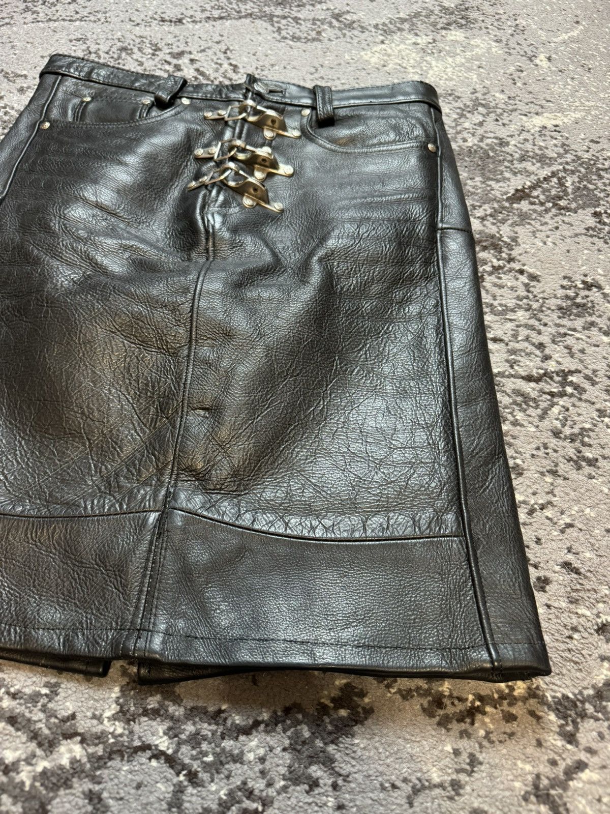 If Six Was Nine × Vintage Vintage Y2K BDSM leather Dakota Opium Motorcycle Skirt Cust Size US 33 - 2 Thumbnail