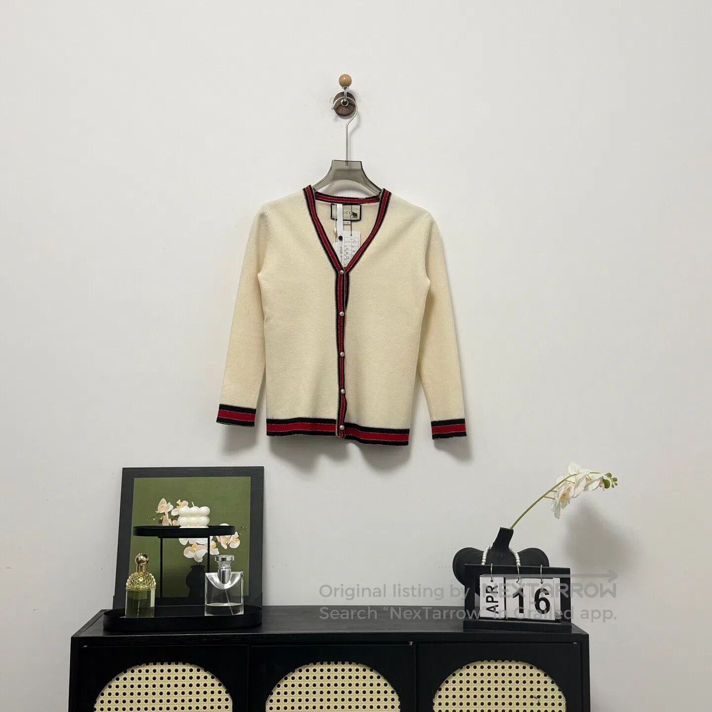 Gucci Guicci White Knit Cardigan| Size L / US 10 / IT 46 - 1 Thumbnail