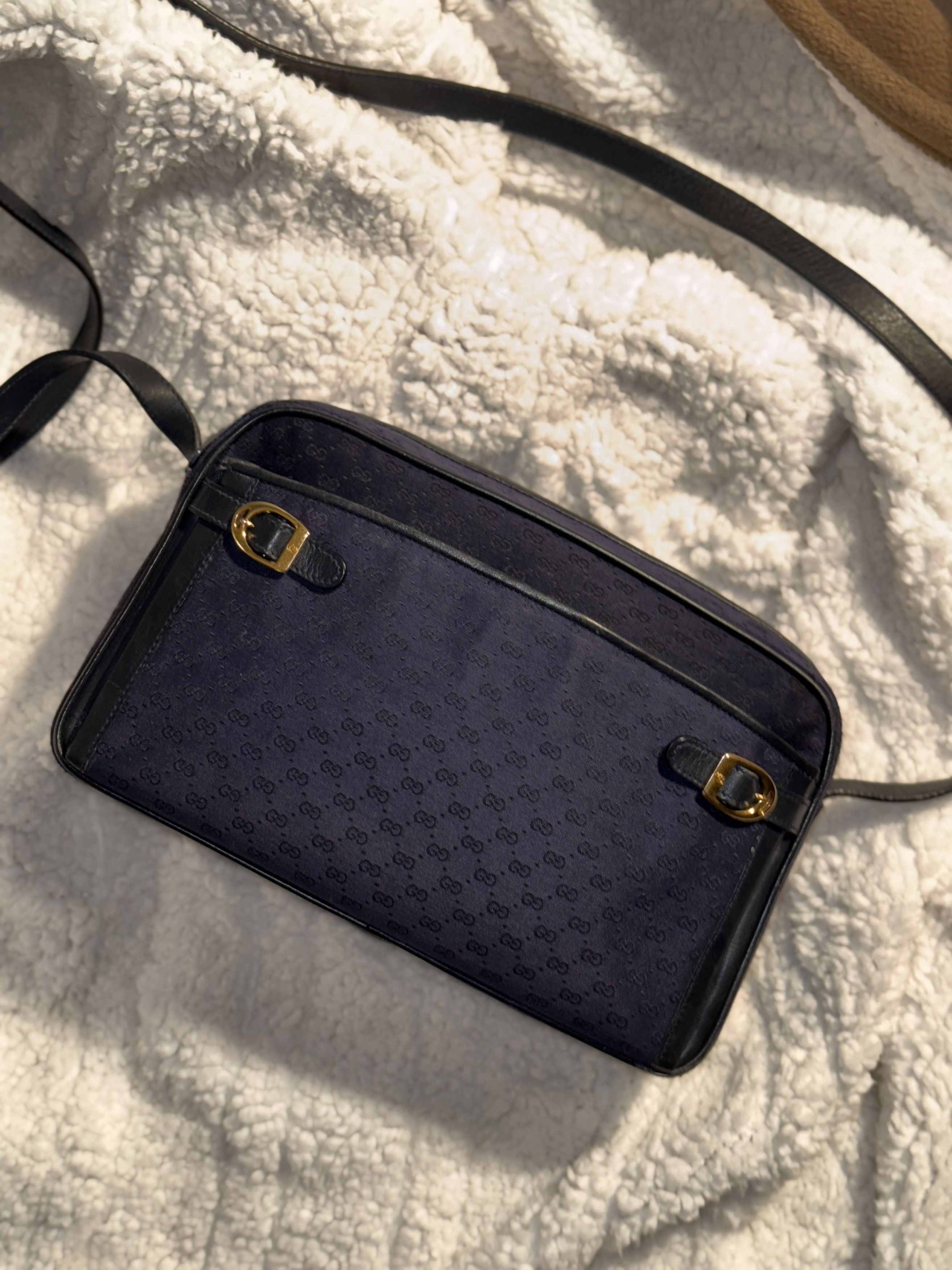 Gucci Vintage Gucci Crossbody Bag Size ONE SIZE - 11 Thumbnail